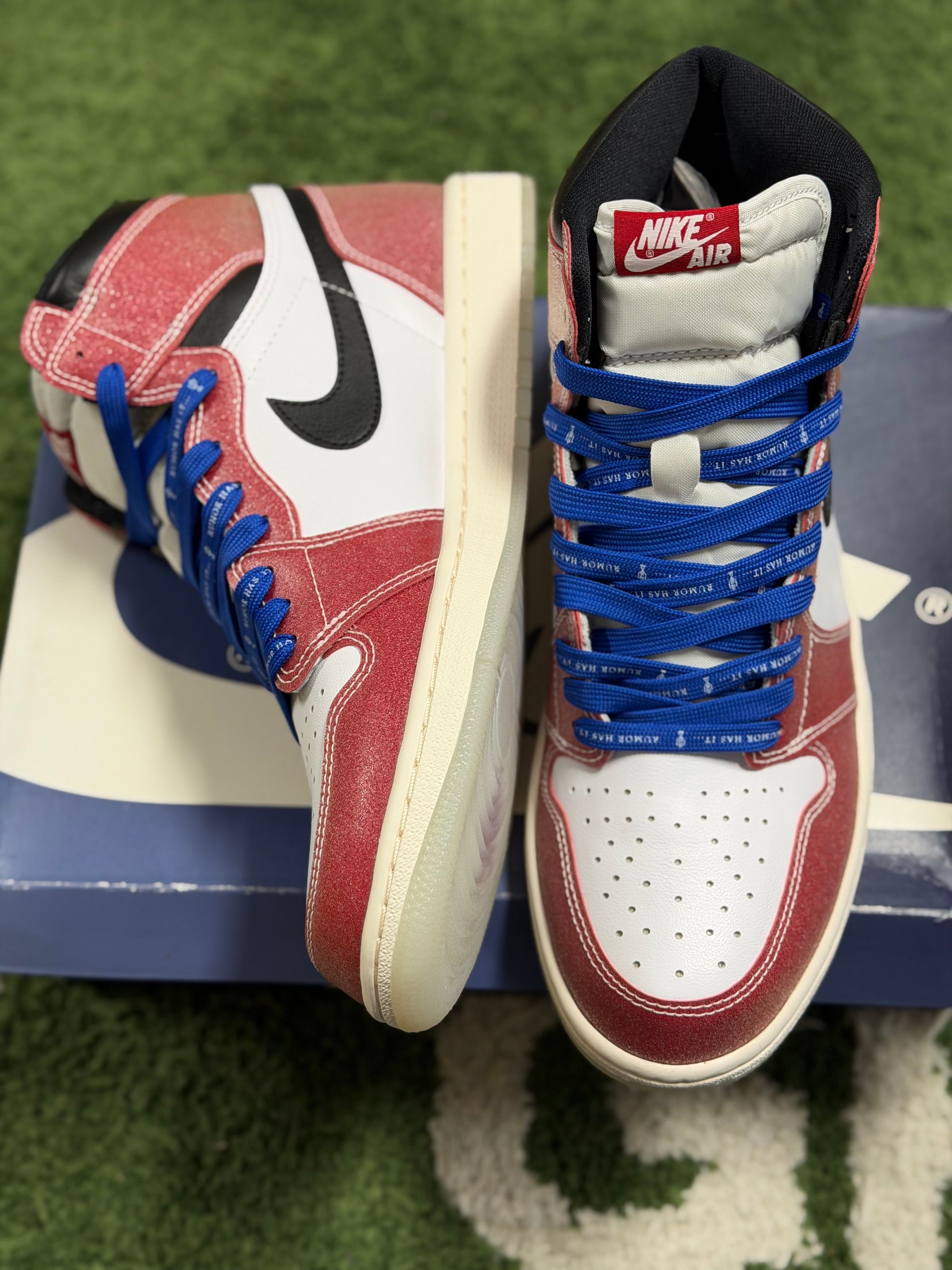 Jordan 1 Retro High Trophy Room Chicago (Friends and Family) (W/ Blue Laces)
