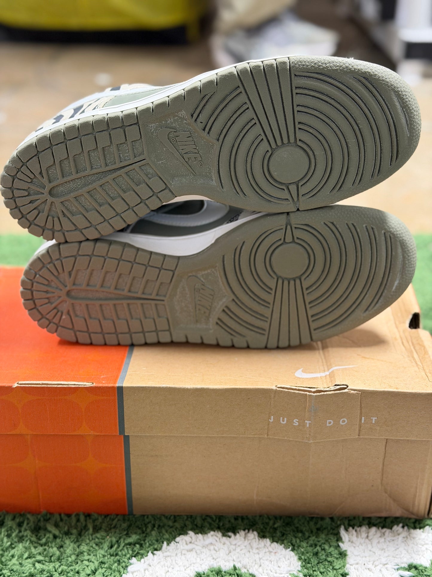 Nike Dunk Low Daktari