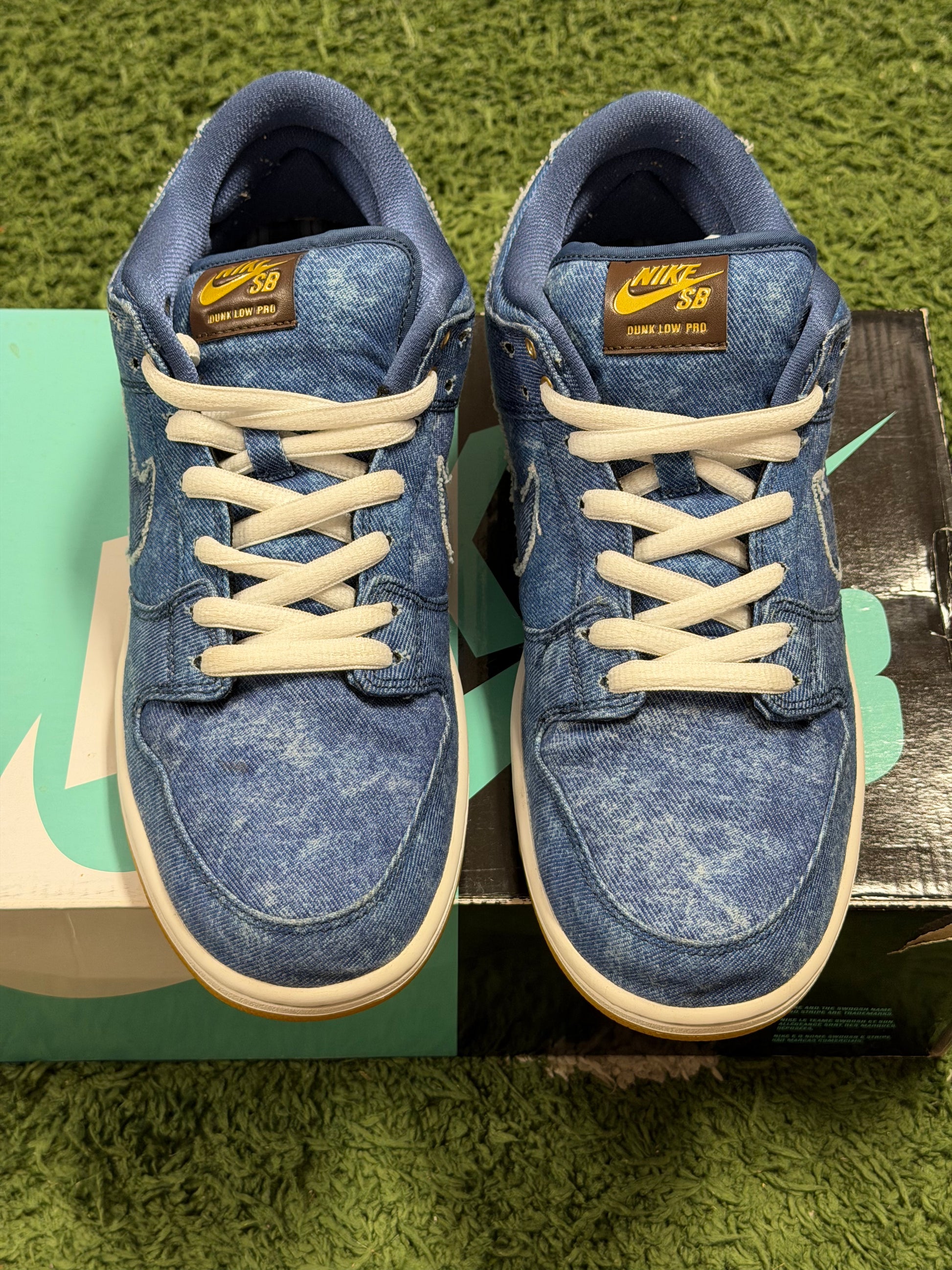 Nike SB Dunk Low Rivals Pack (East)