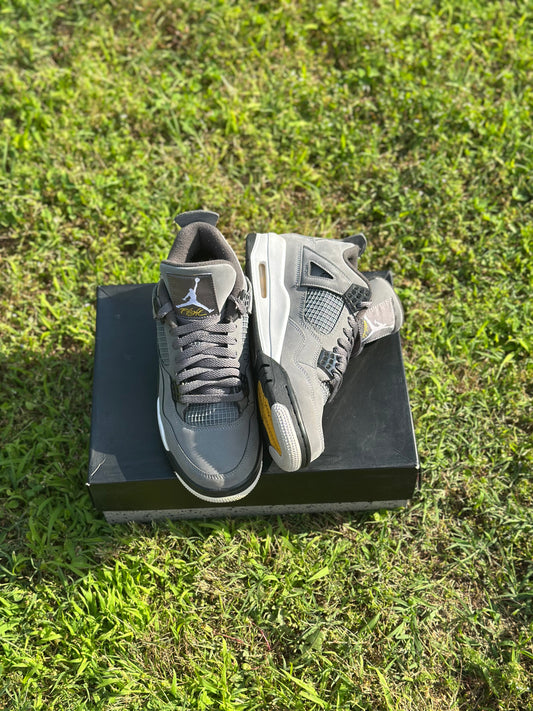 Jordan 4 “Cool Grey” Size 8.5M