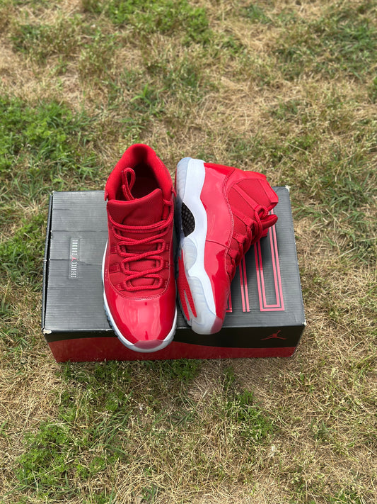 Jordan 11 “Win Like 96” Size 9.5M