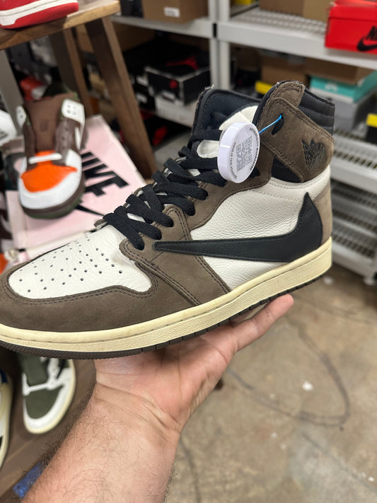 (H482) Jordan 1 high Travis Scott mocha (size 11M)