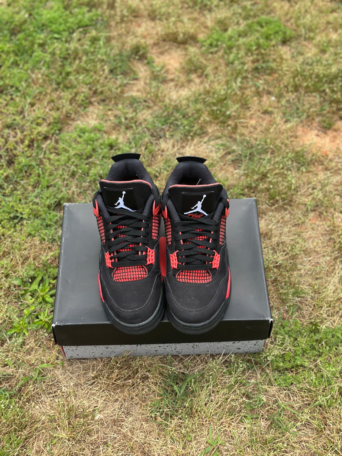 Jordan 4 “Red Thunder” Size 9M