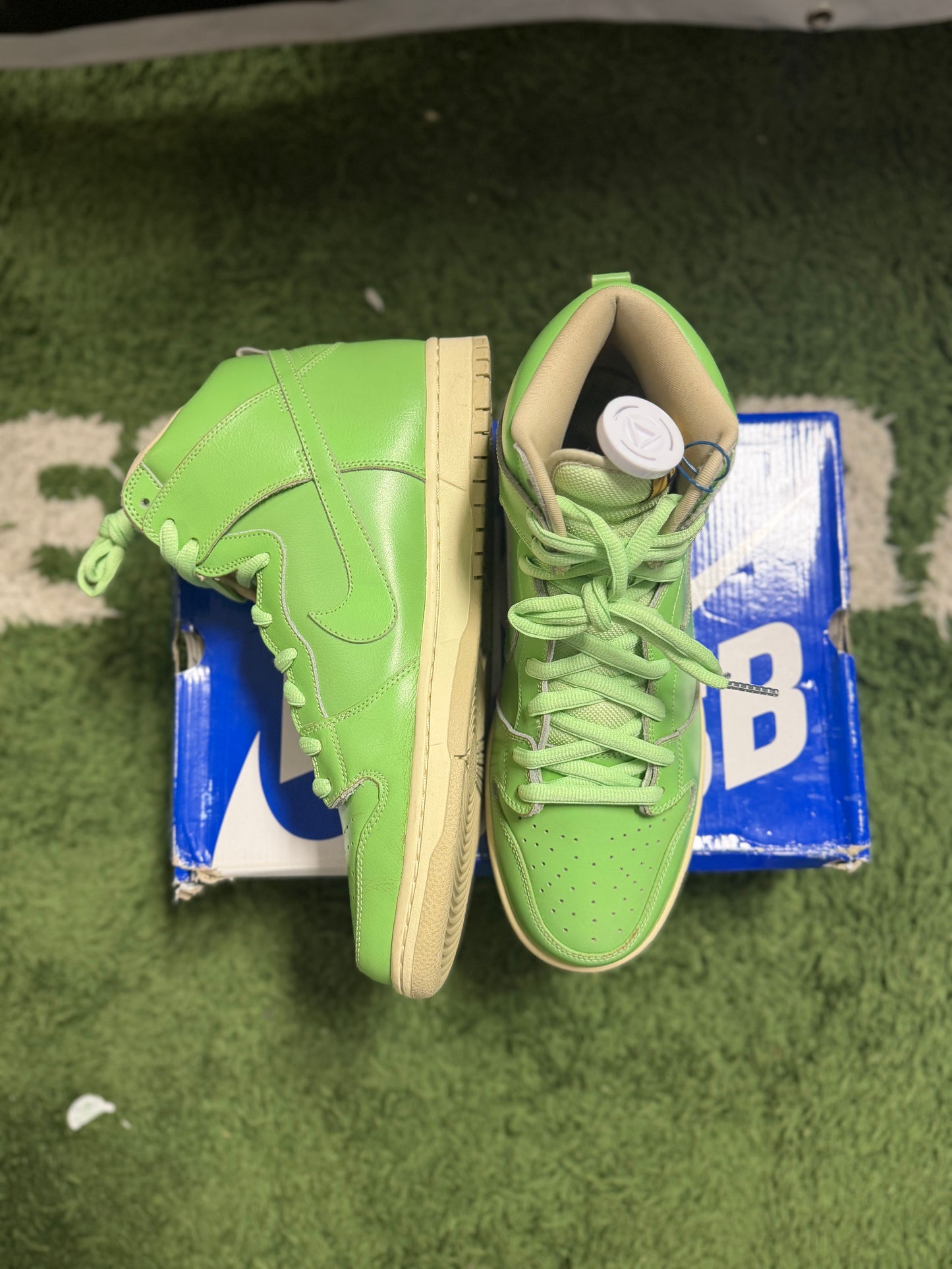 Nike SB Dunk High Statue of Liberty ( Size 12M ) ( Lightly used, OG Box )