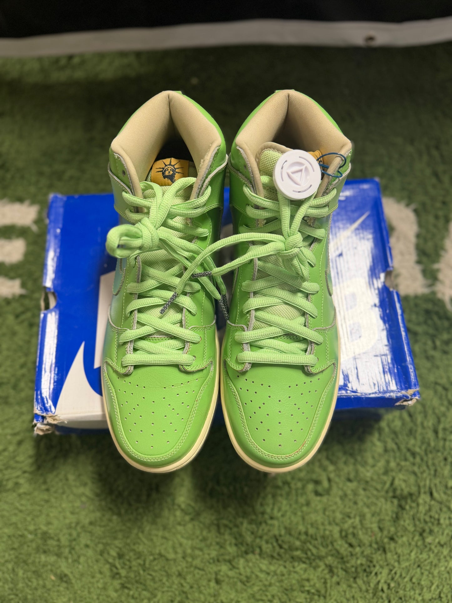 Nike SB Dunk High Statue of Liberty ( Size 12M ) ( Lightly used, OG Box )