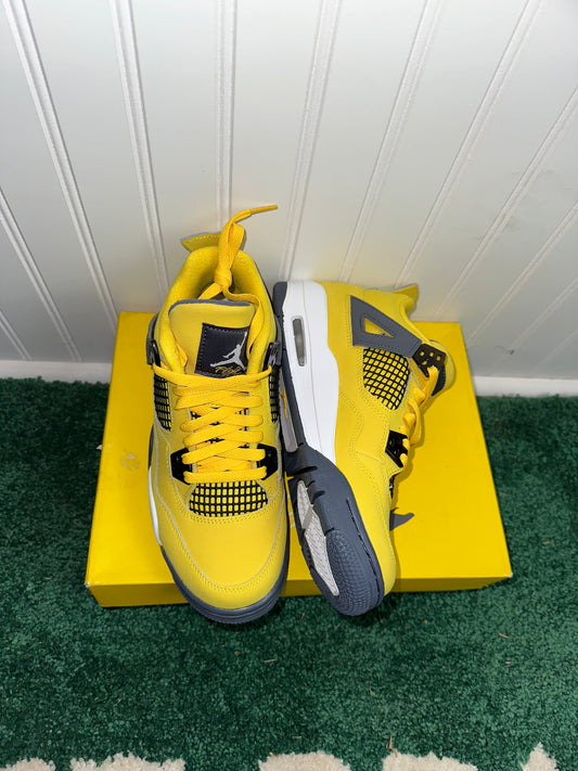 Jordan 4 Lightning Sz 6Y