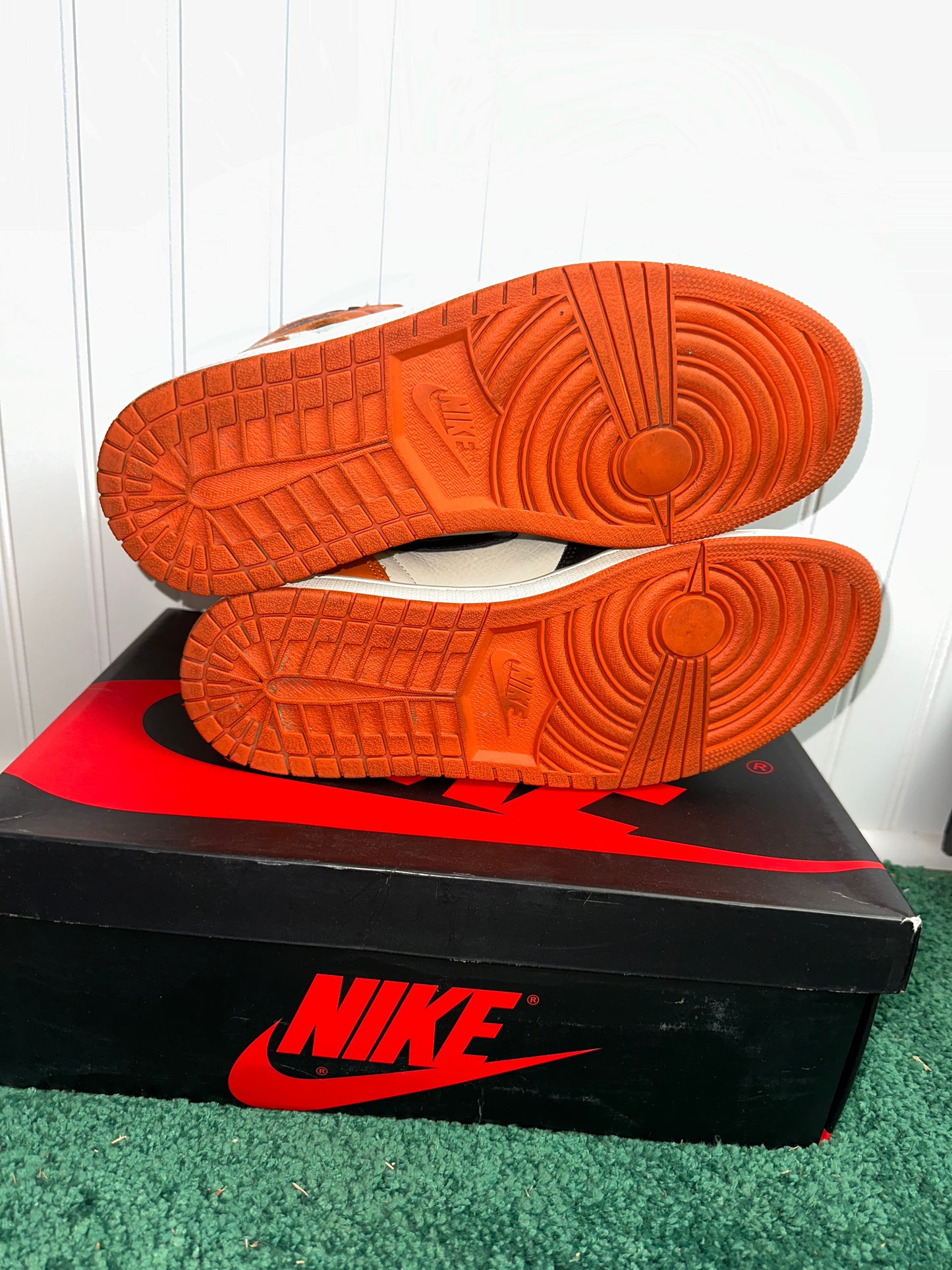 (A994) Size 11M Jordan 1 High Reverse shattered Backboard