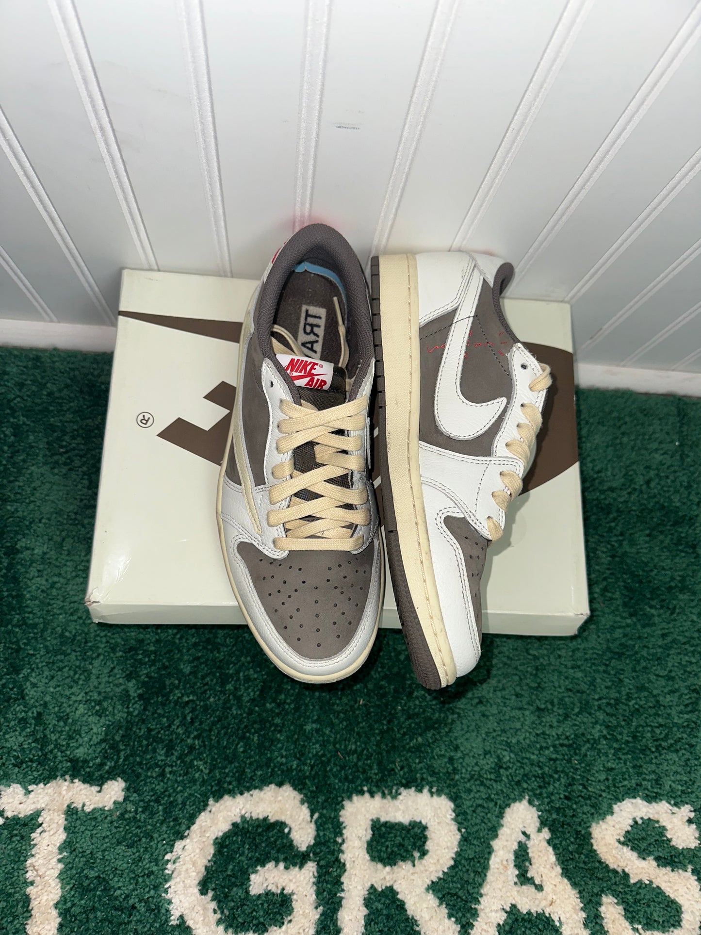 (B241) Size 7M Jordan 1 low Travis Scott reverse mocha
