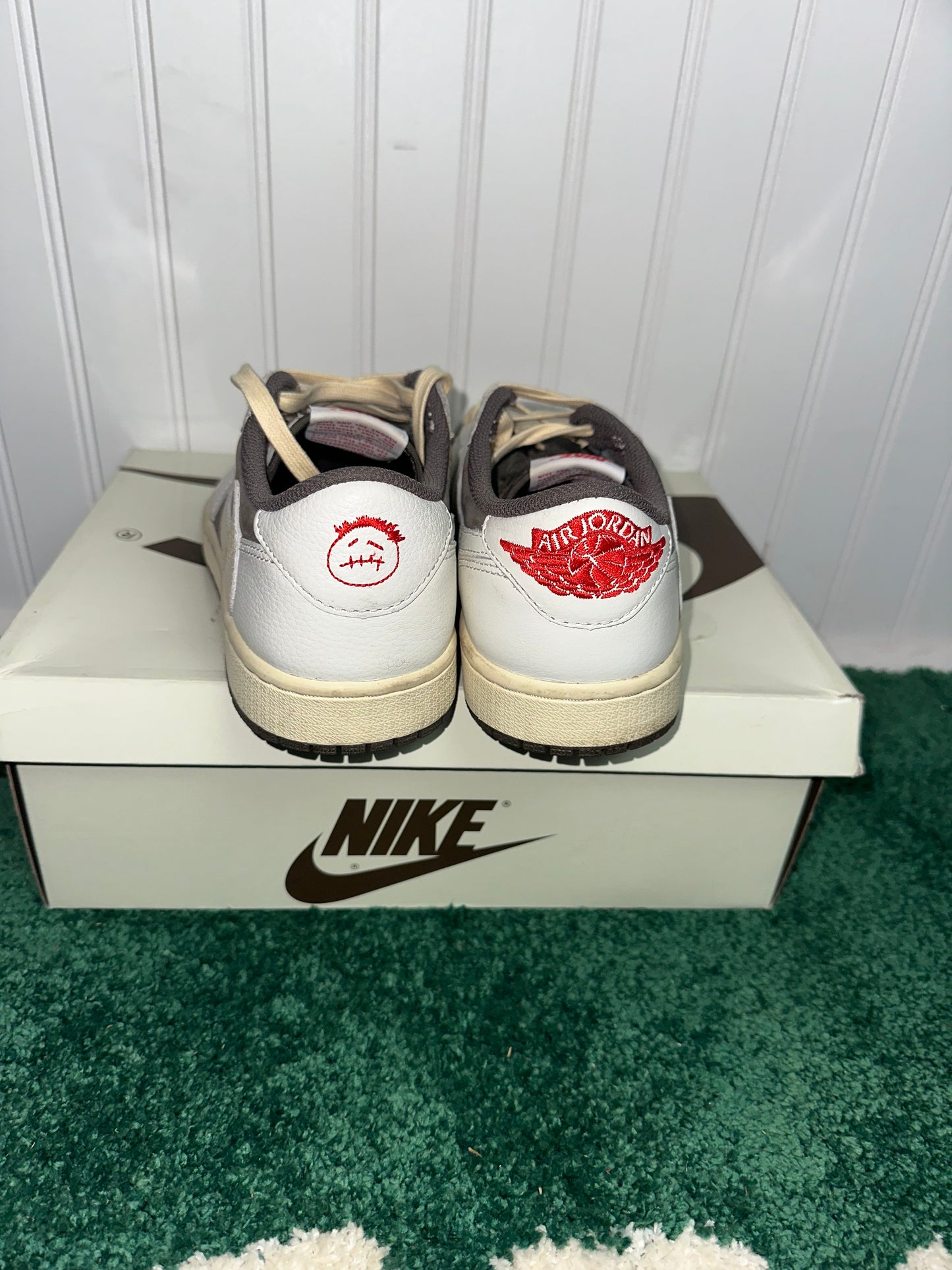 (B241) Size 7M Jordan 1 low Travis Scott reverse mocha