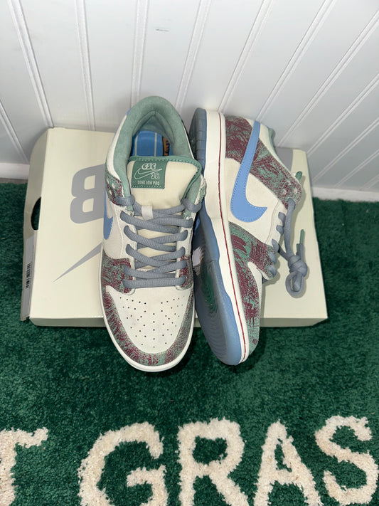 (B370) Size 8.5M Nike SB Dunk Low Crenshaw