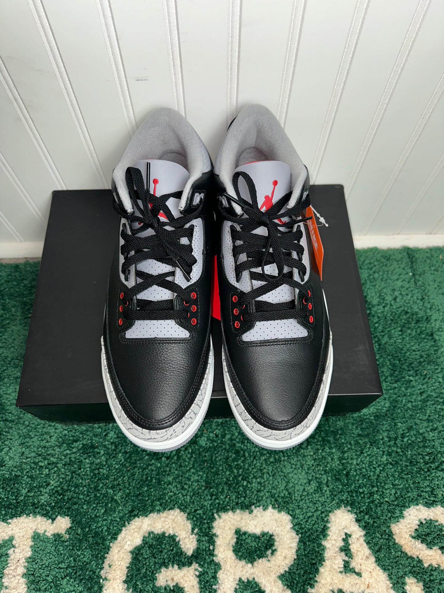 (C136) Size 11M Jordan 3 Black cement