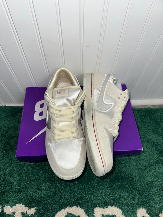 (C319) Nike SB Dunk Low City Of Love Light Bone