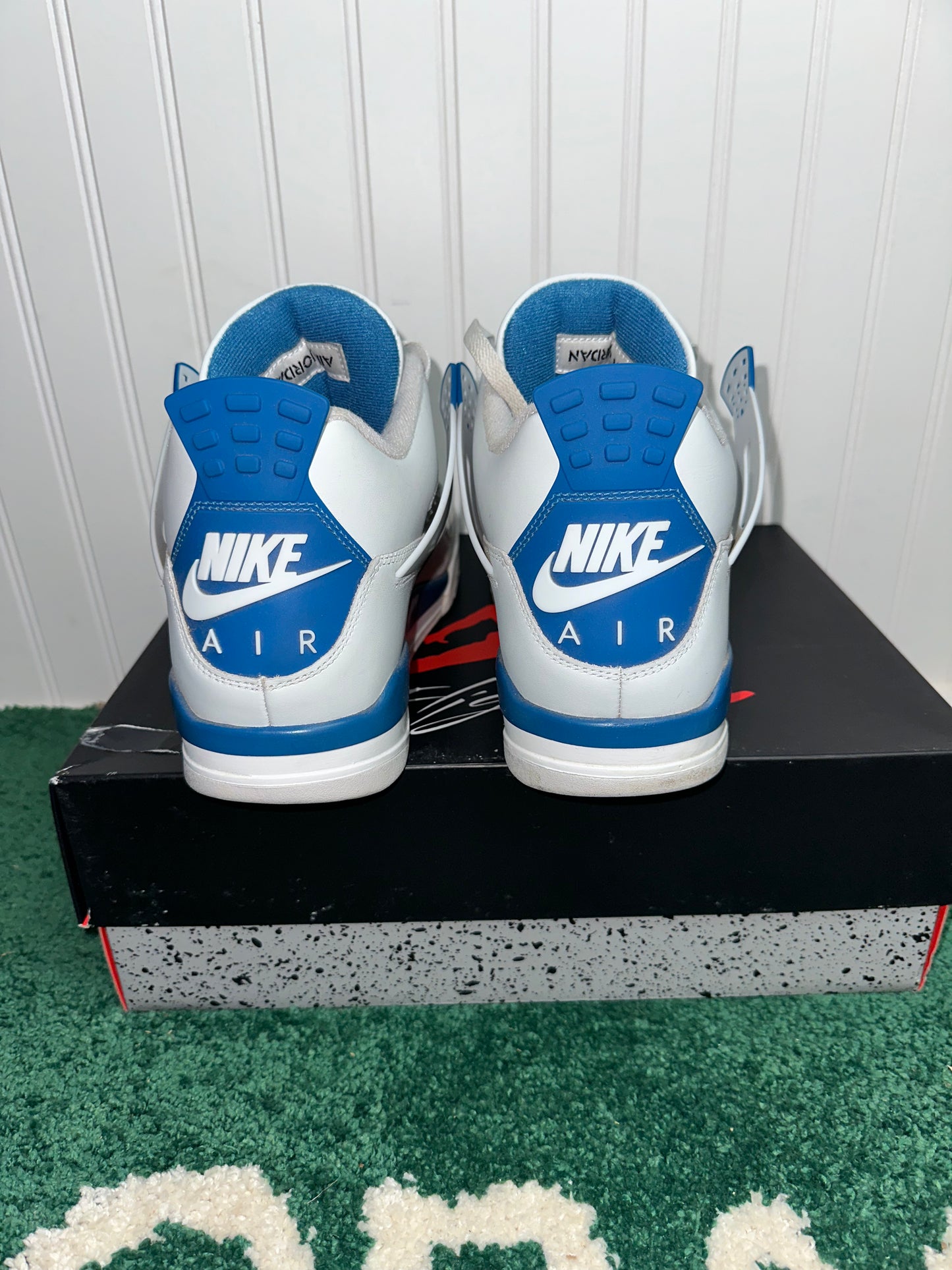 (C532) Jordan 4 Military Blue