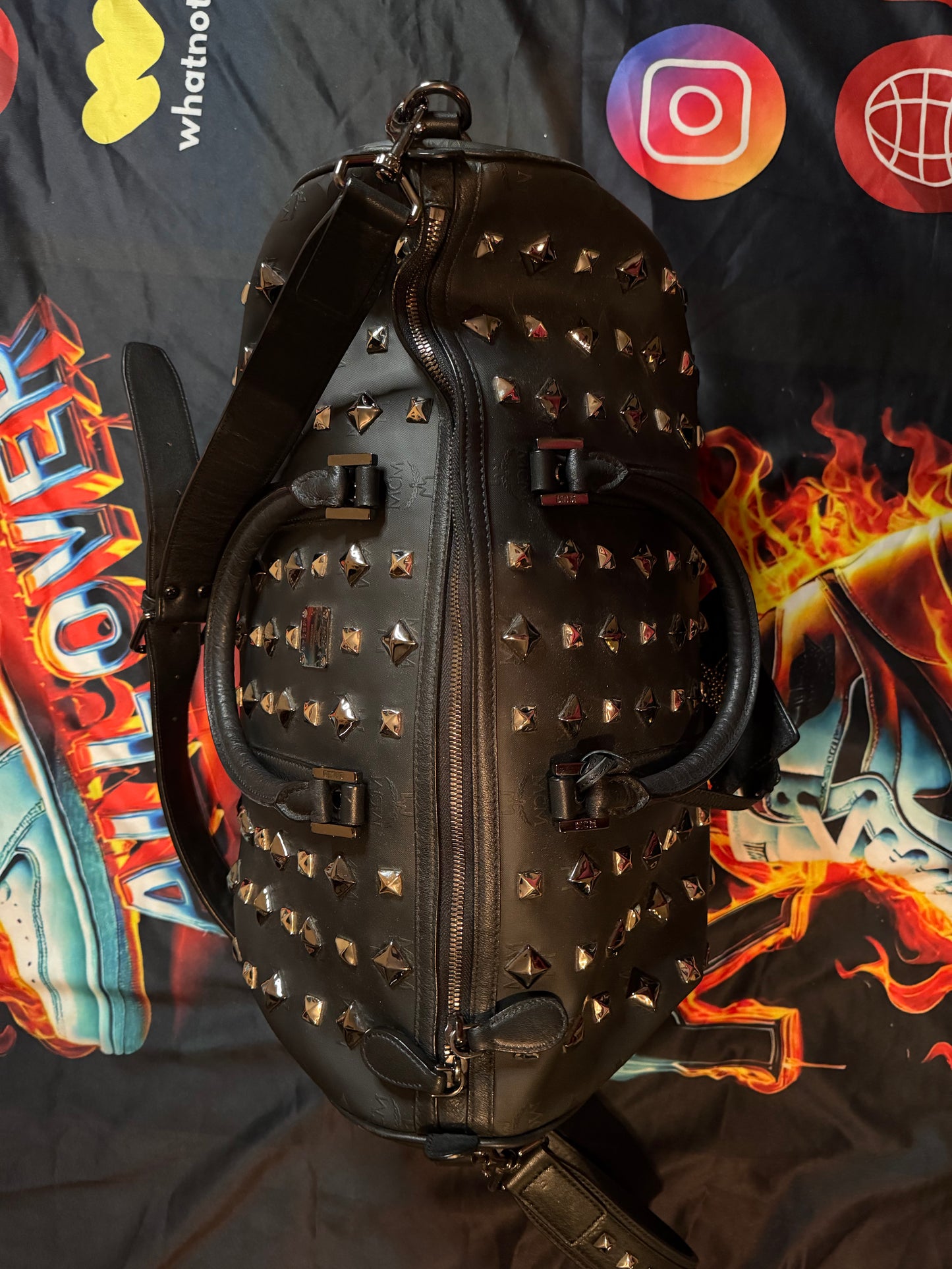 MCM STUDDED TRAVLER VISETOS