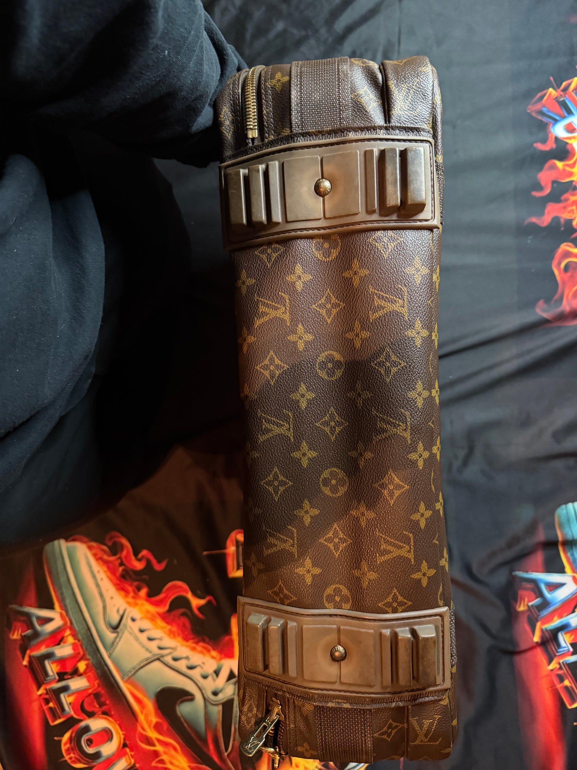 LOUIS VUITTION MONOGRAM SATELITE 53 SUITCASE