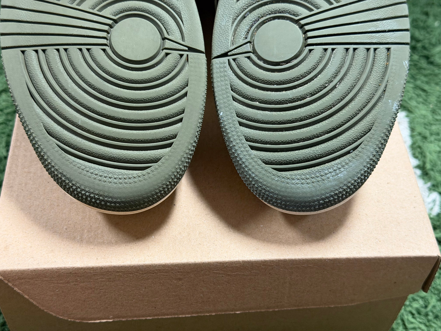 Jordan 1 Retro Low OG SP Travis Scott Olive (Women's)