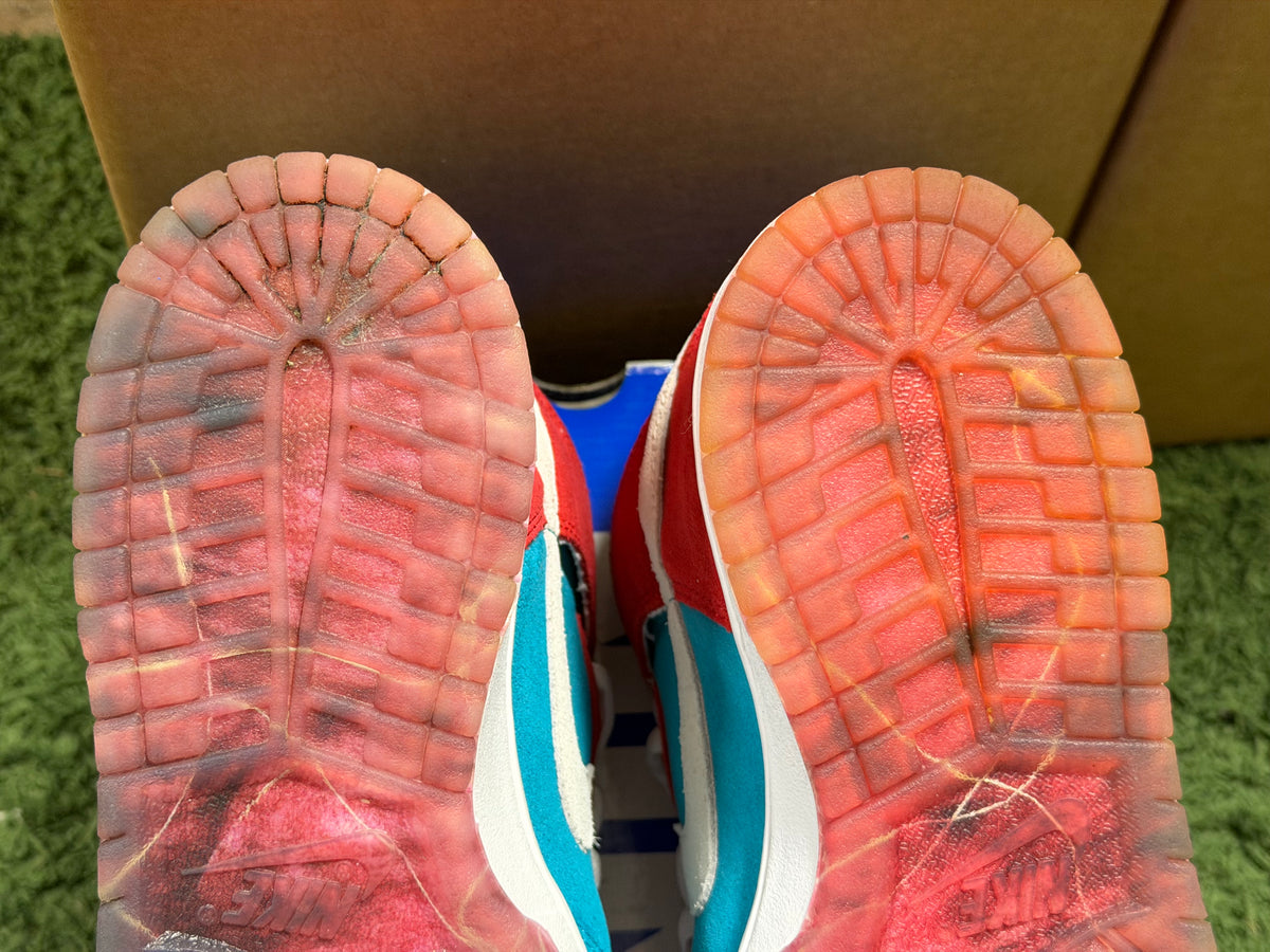 Nike SB Dunk High Bloody Gums
