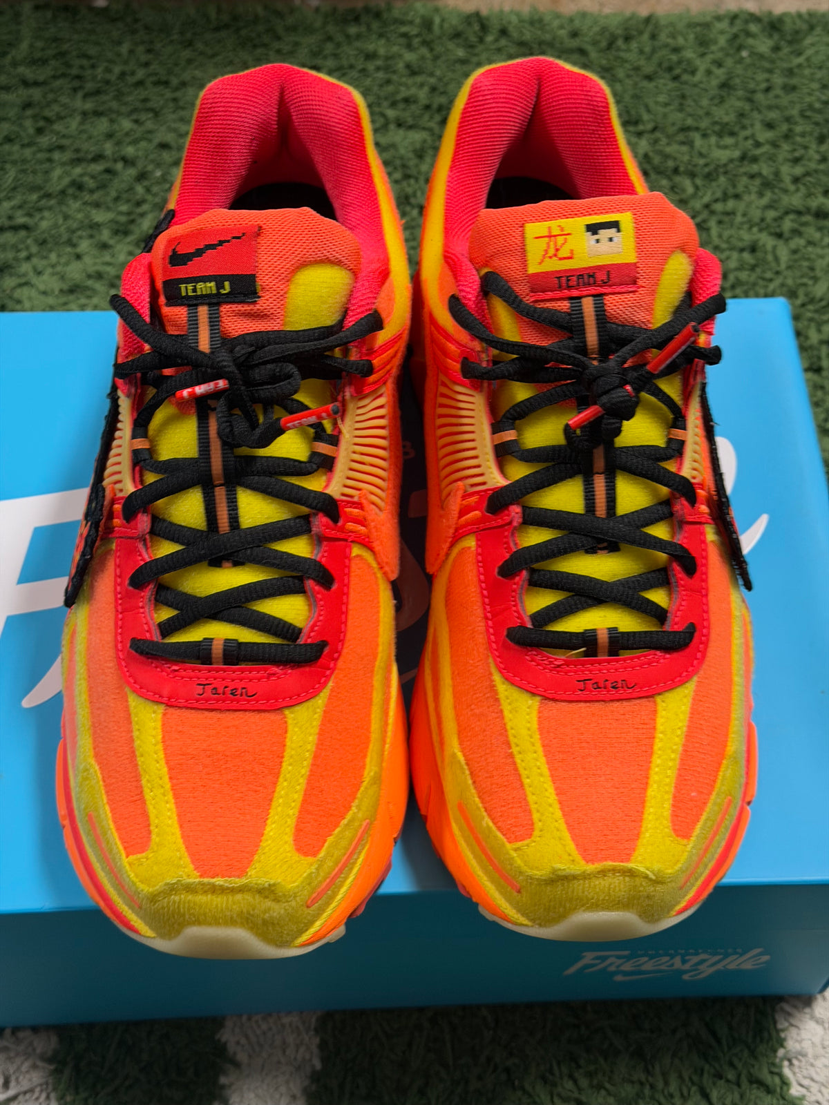 Nike Zoom Vomero 5 Doernbecher