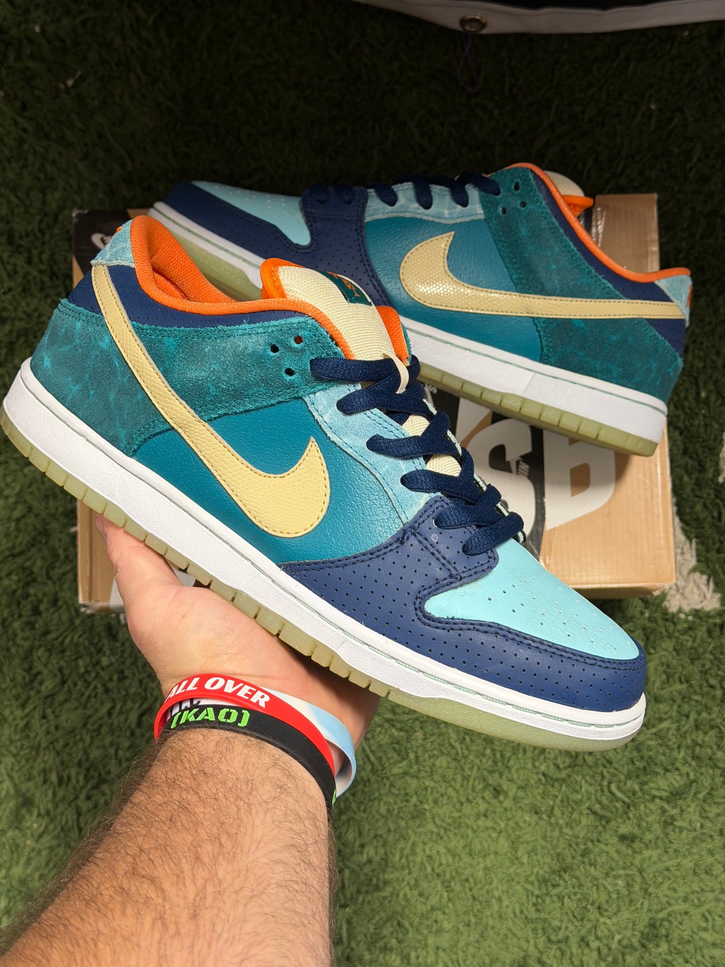 Nike SB Dunk Low MIA Skate Shop