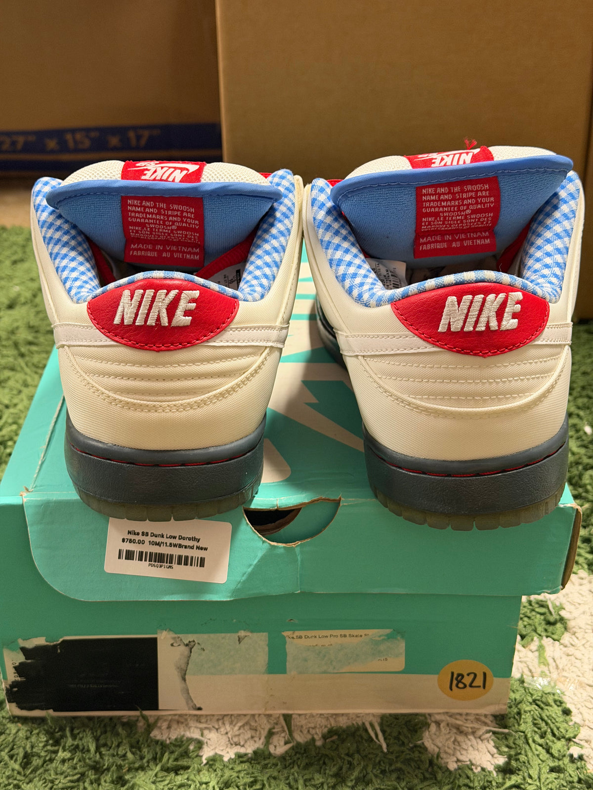 Nike SB Dunk Low Dorothy