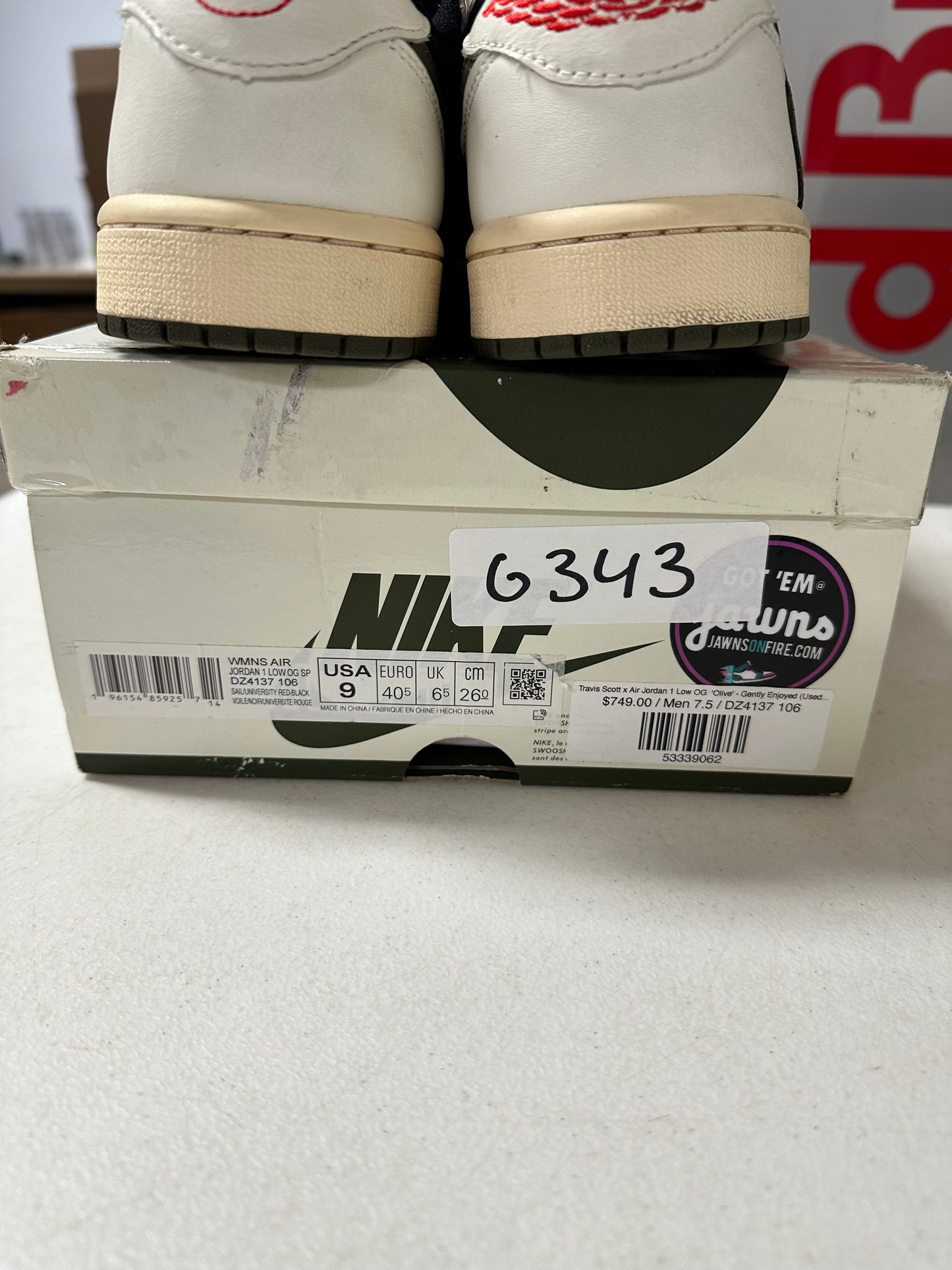 JORDAN 1 LOW TRAVIS SCOTT OLIVE