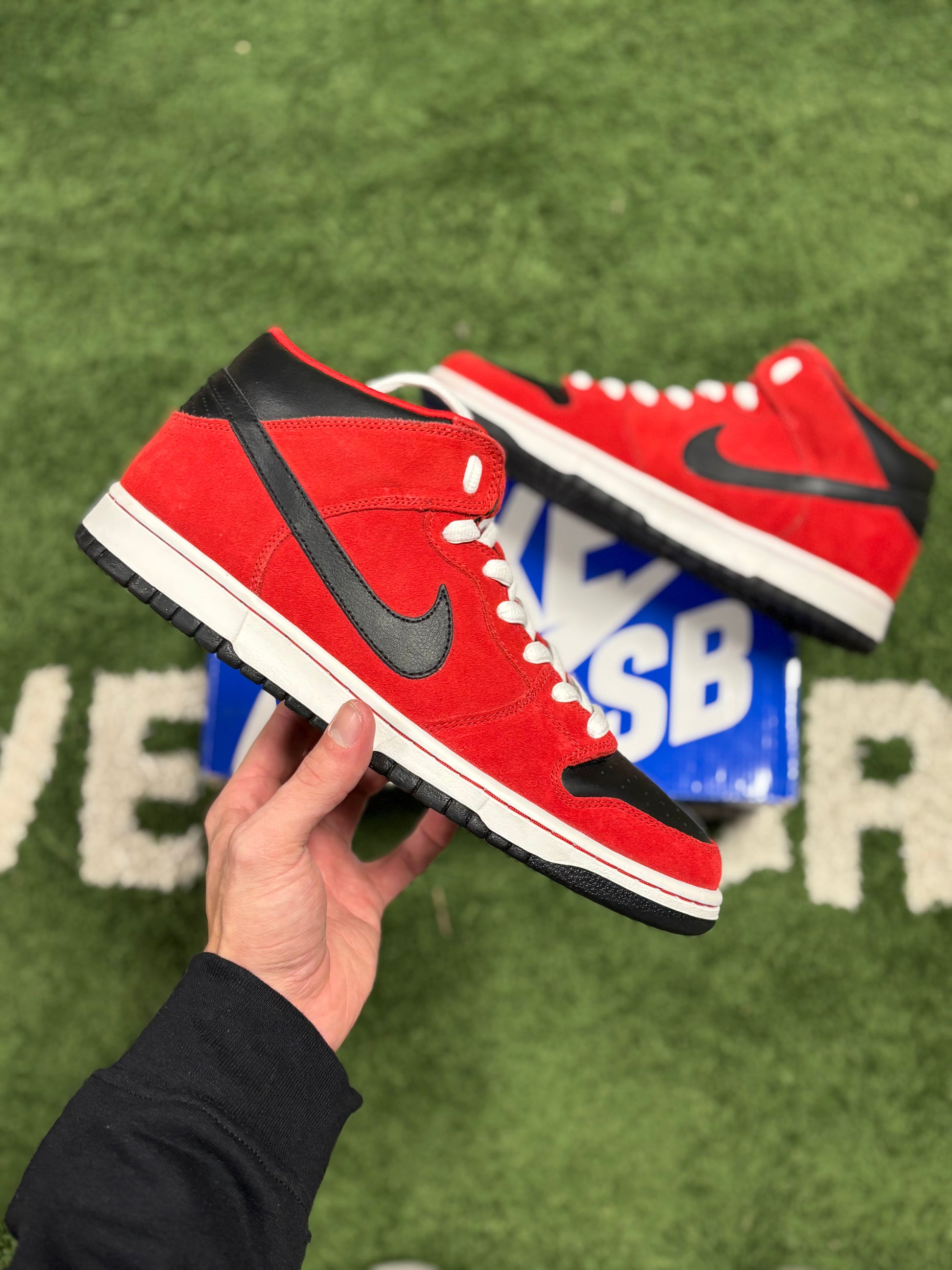 NIKE SB MID SPORT RED BLACK