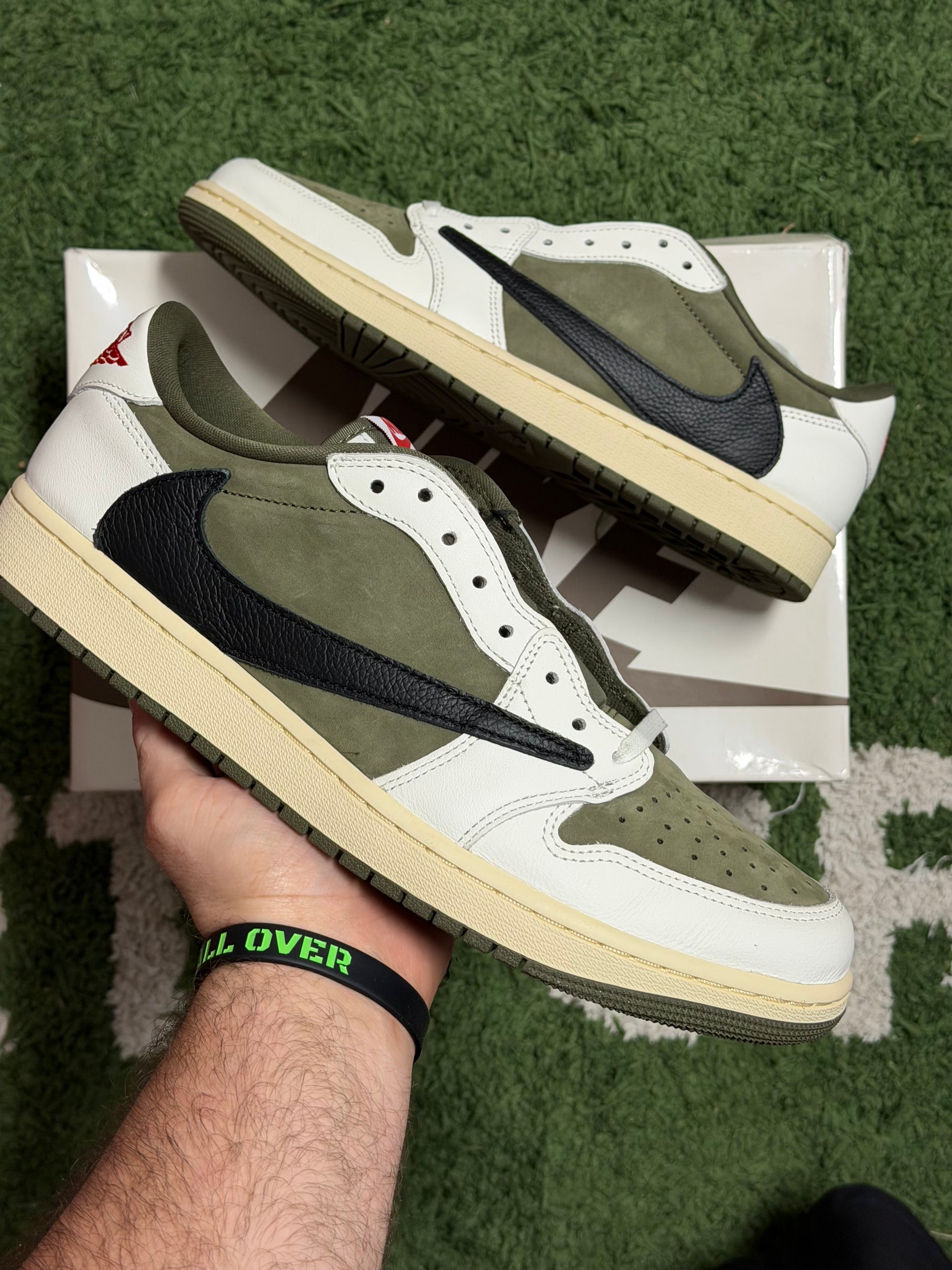 Jordan 1 Retro Low OG SP Travis Scott Medium Olive