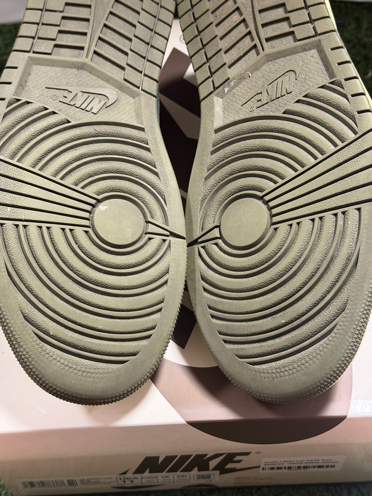 Jordan 1 Retro Low OG SP Travis Scott Medium Olive