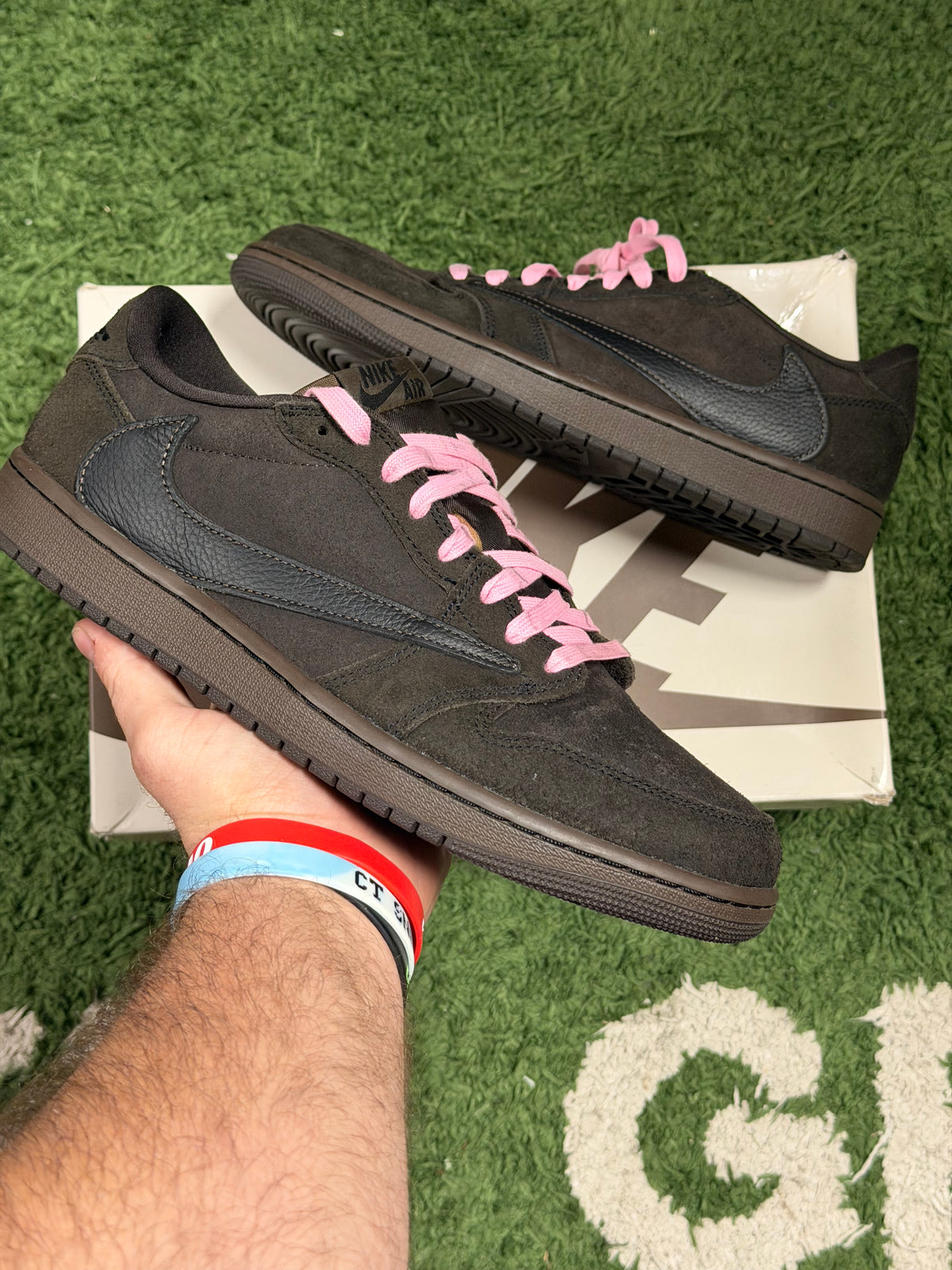 Jordan 1 Retro Low OG SP Travis Scott Velvet Brown