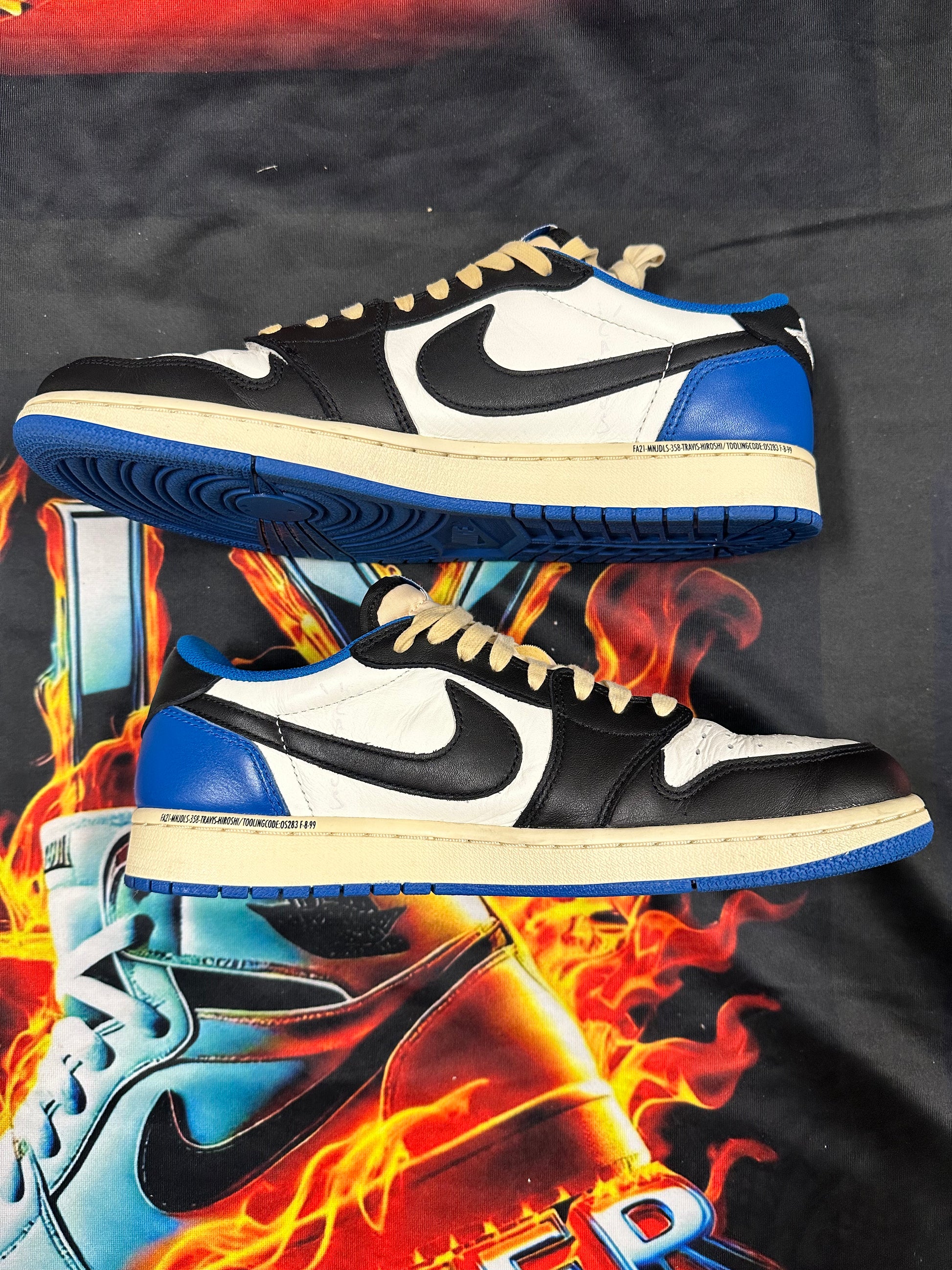 JORDAN 1 LOW TRAVIS SCOTT FRAGMENT