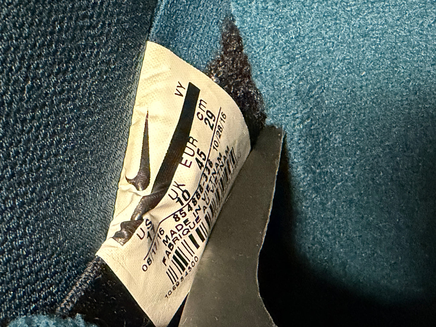 NIKE SB DUNK LOW REVERSE SHARK