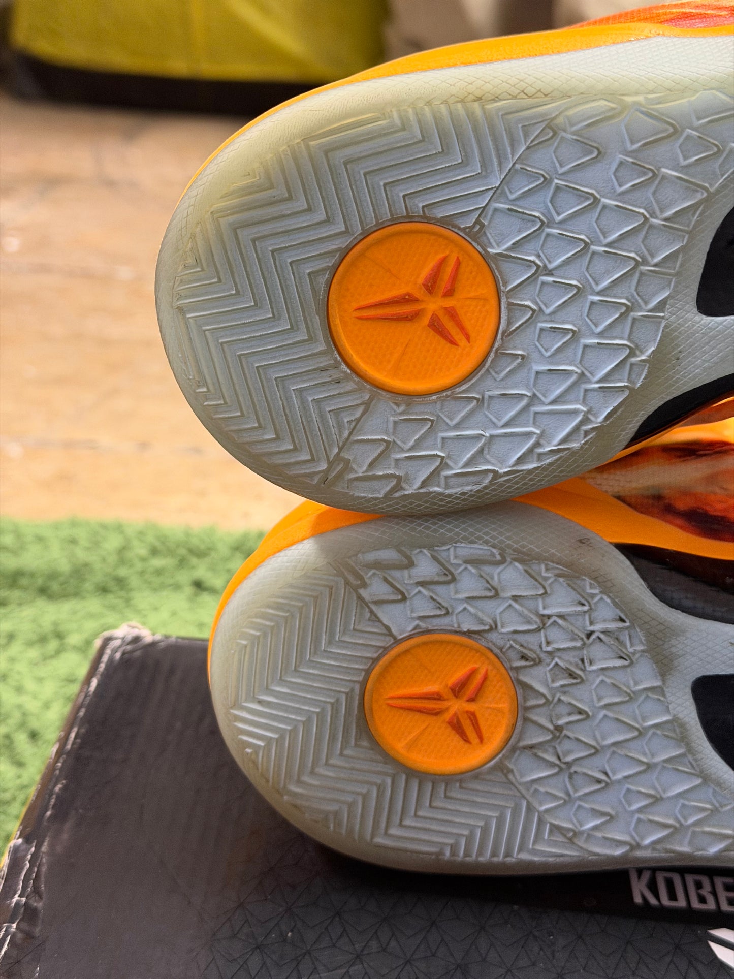 Nike Kobe 8 Shanghai Fireworks