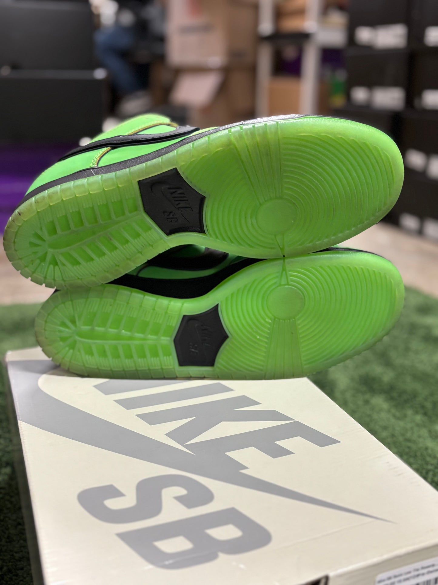 Nike SB Dunk Low The Powerpuff Girls Buttercup