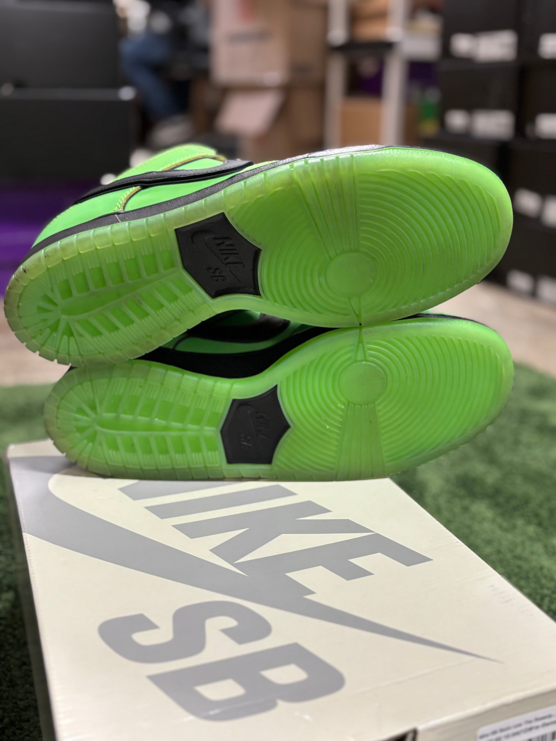 Nike SB Dunk Low The Powerpuff Girls Buttercup