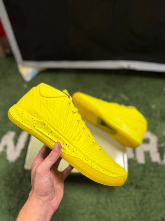 Nike Kobe A.D. Mid Optimism