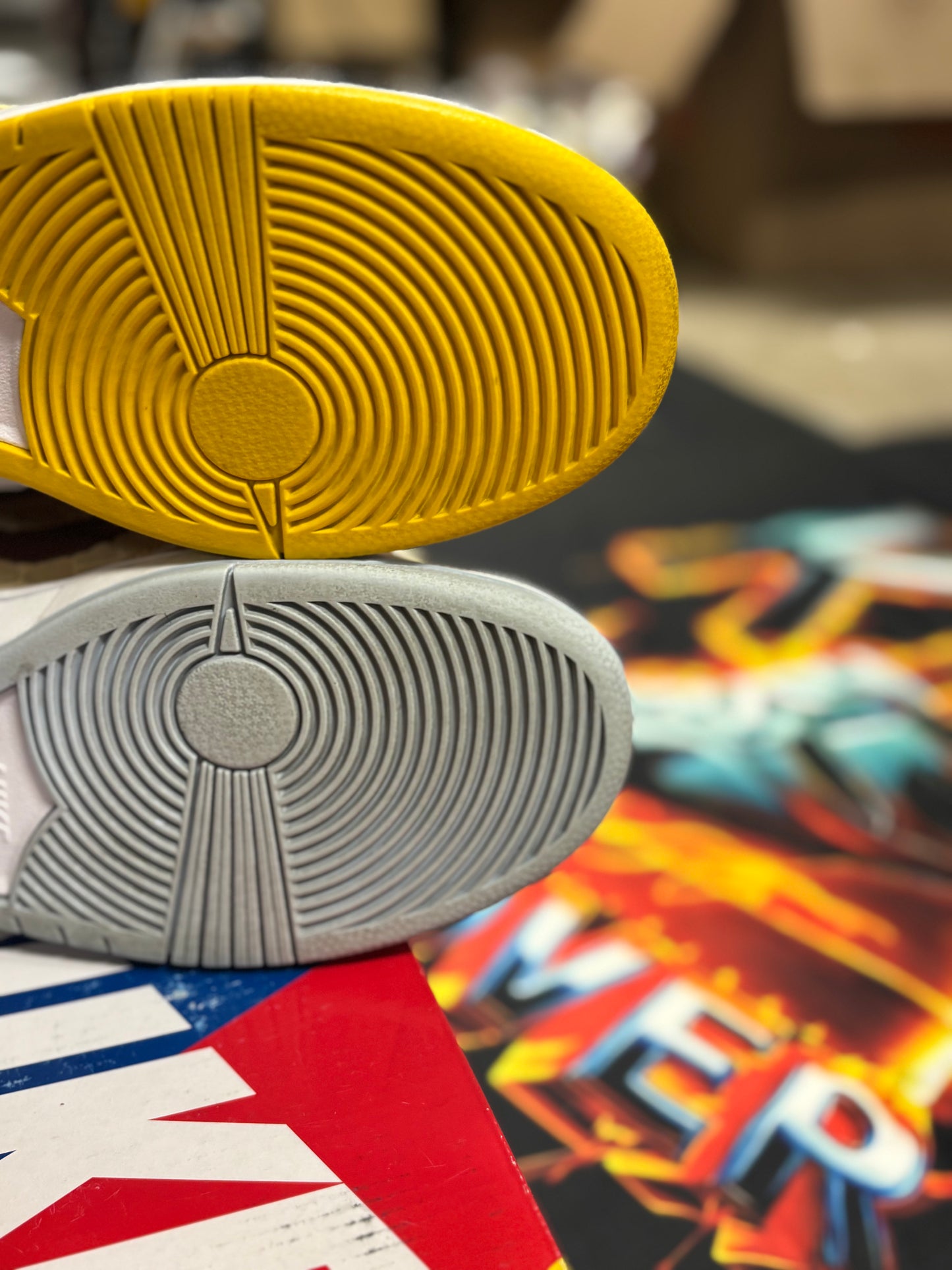 Nike SB Dunk Low Street Hawker (2021)