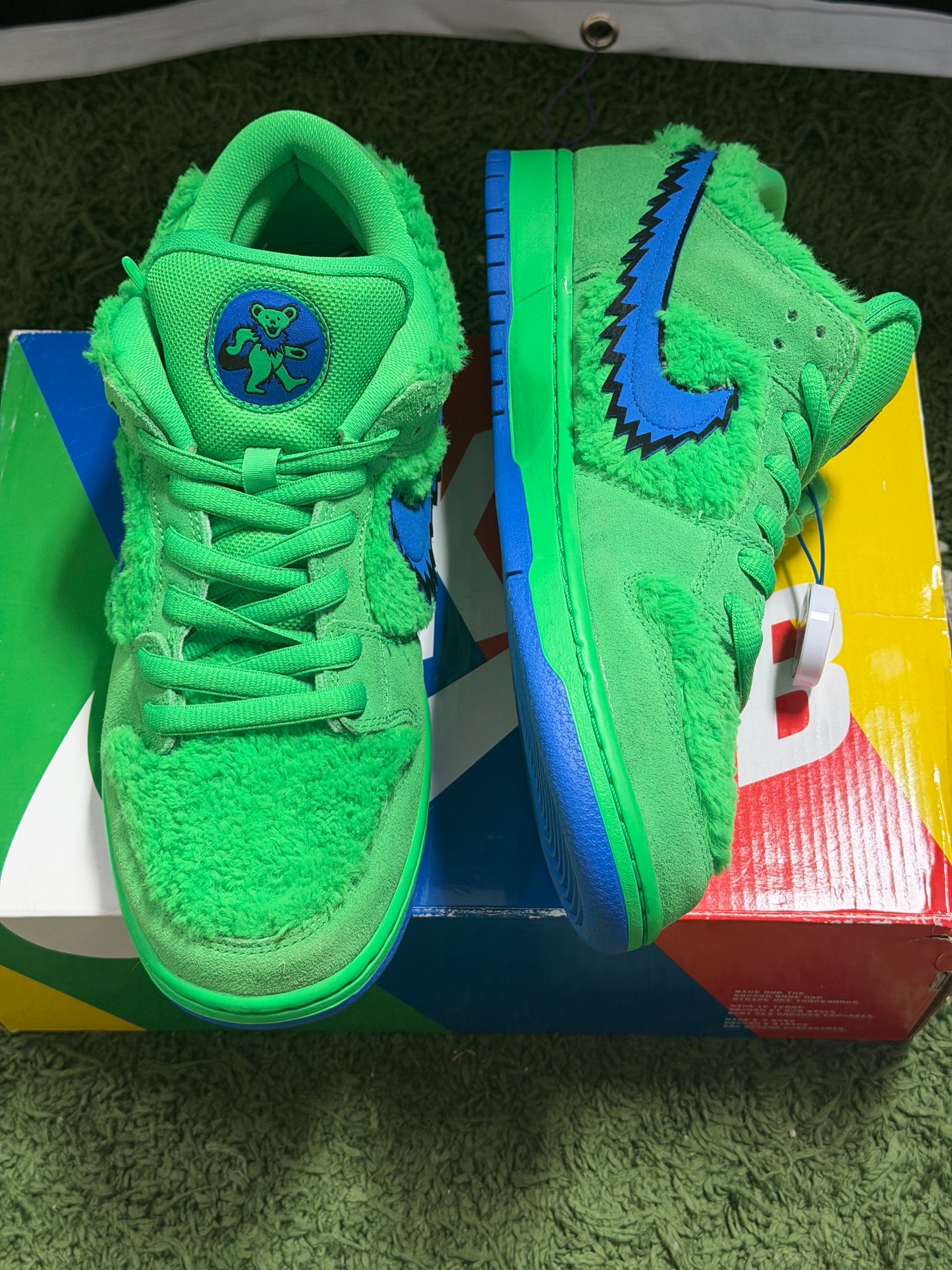 Nike SB Dunk Low Grateful Dead Bears Green