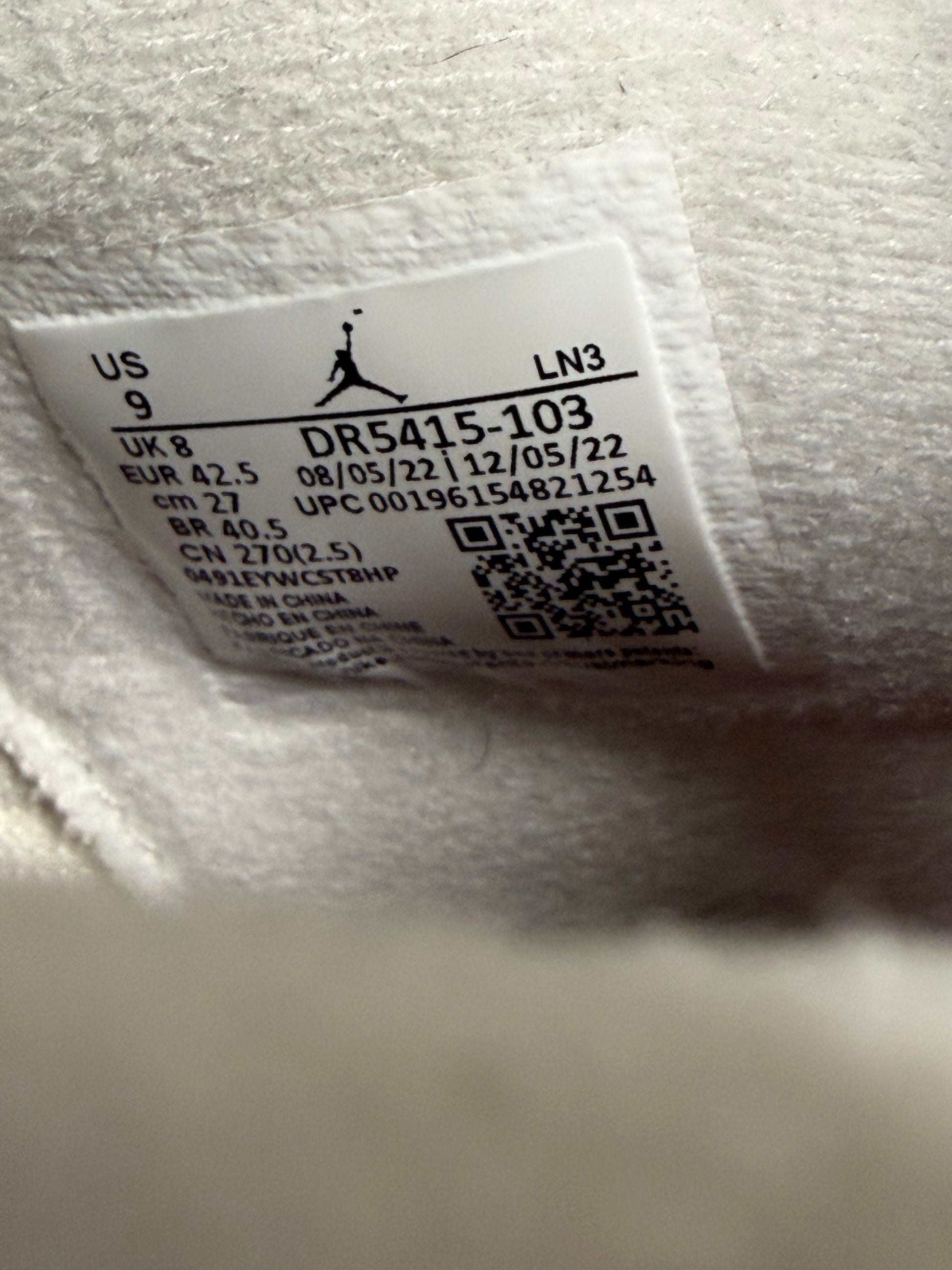 Jordan 4 Retro SB Pine Green