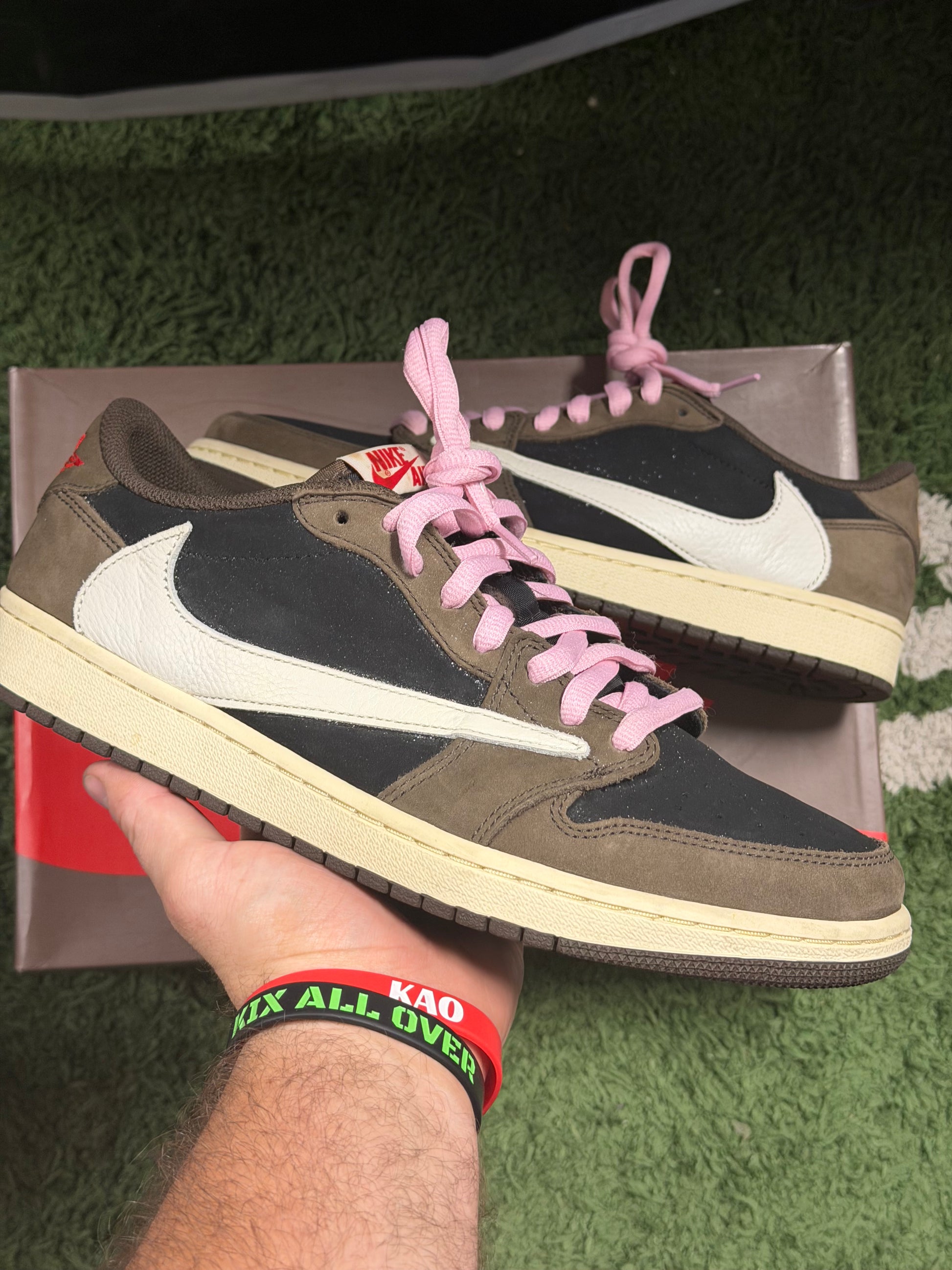 Jordan 1 Retro Low OG SP Travis Scott Mocha