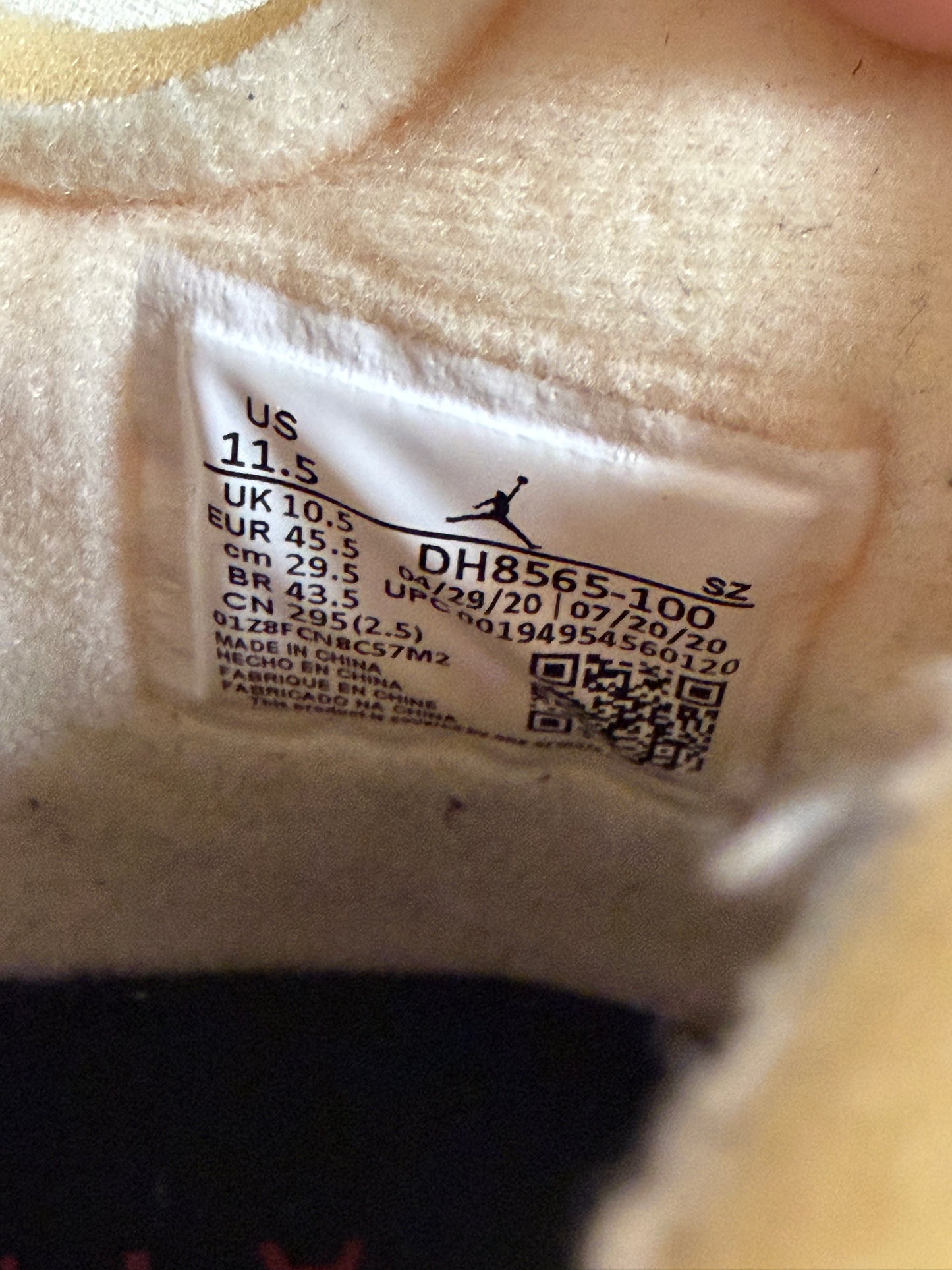 Jordan 5 x Off-White Sail
