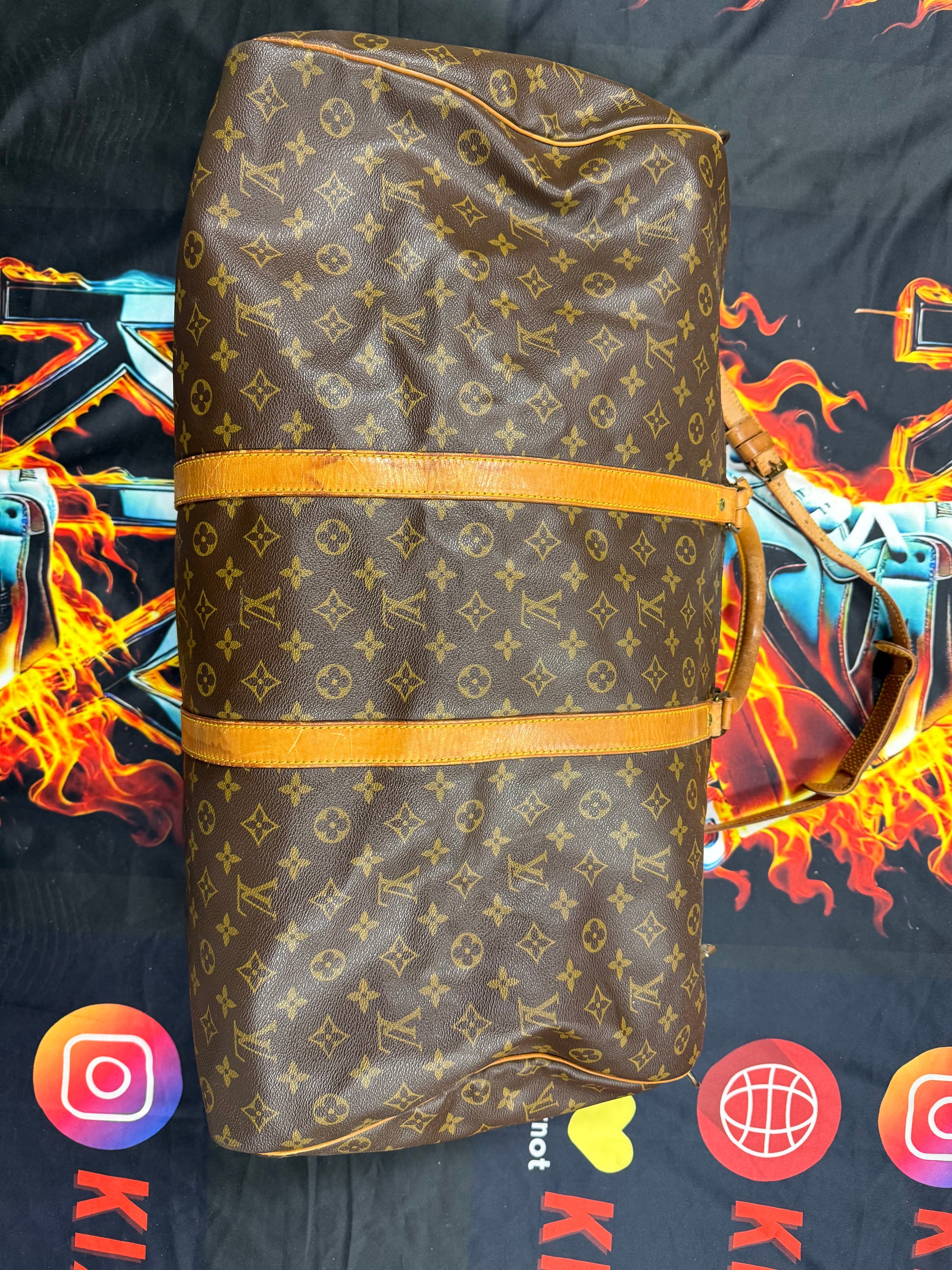 LOUIS VUITTON 60 MONOGRAM DUFFLE
