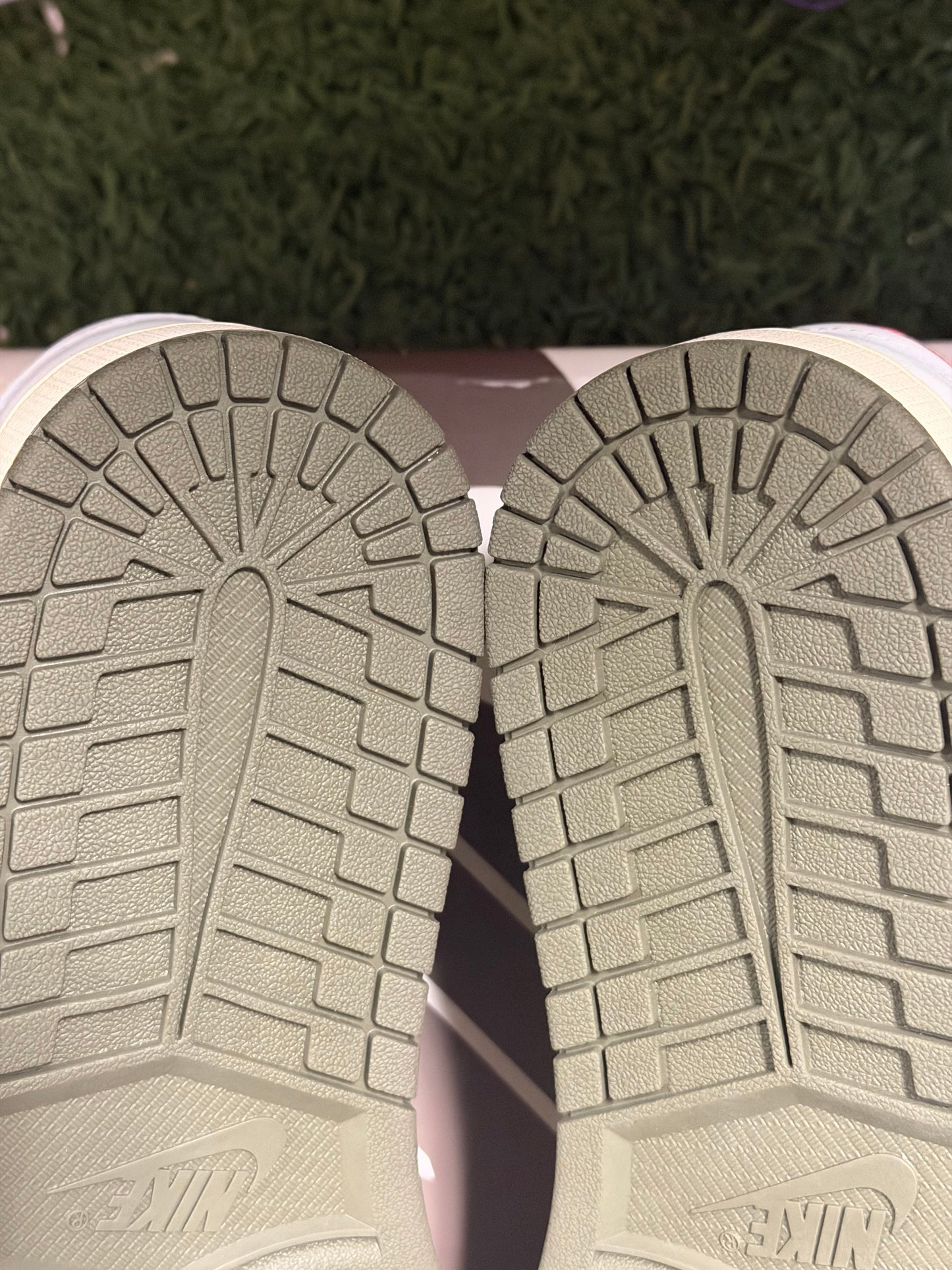 Jordan 1 Retro Low OG SP Travis Scott Medium Olive