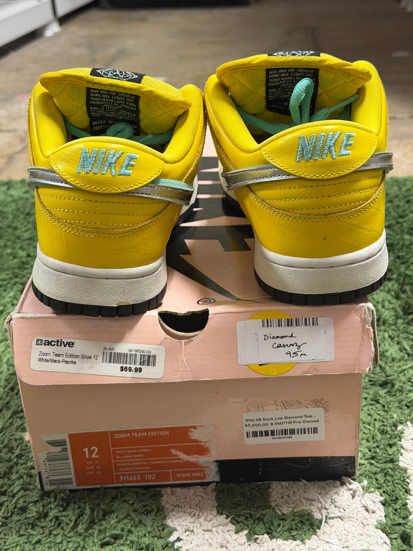 Nike SB Dunk Low Diamond Supply Co. Canary Diamond (Friends and Family)