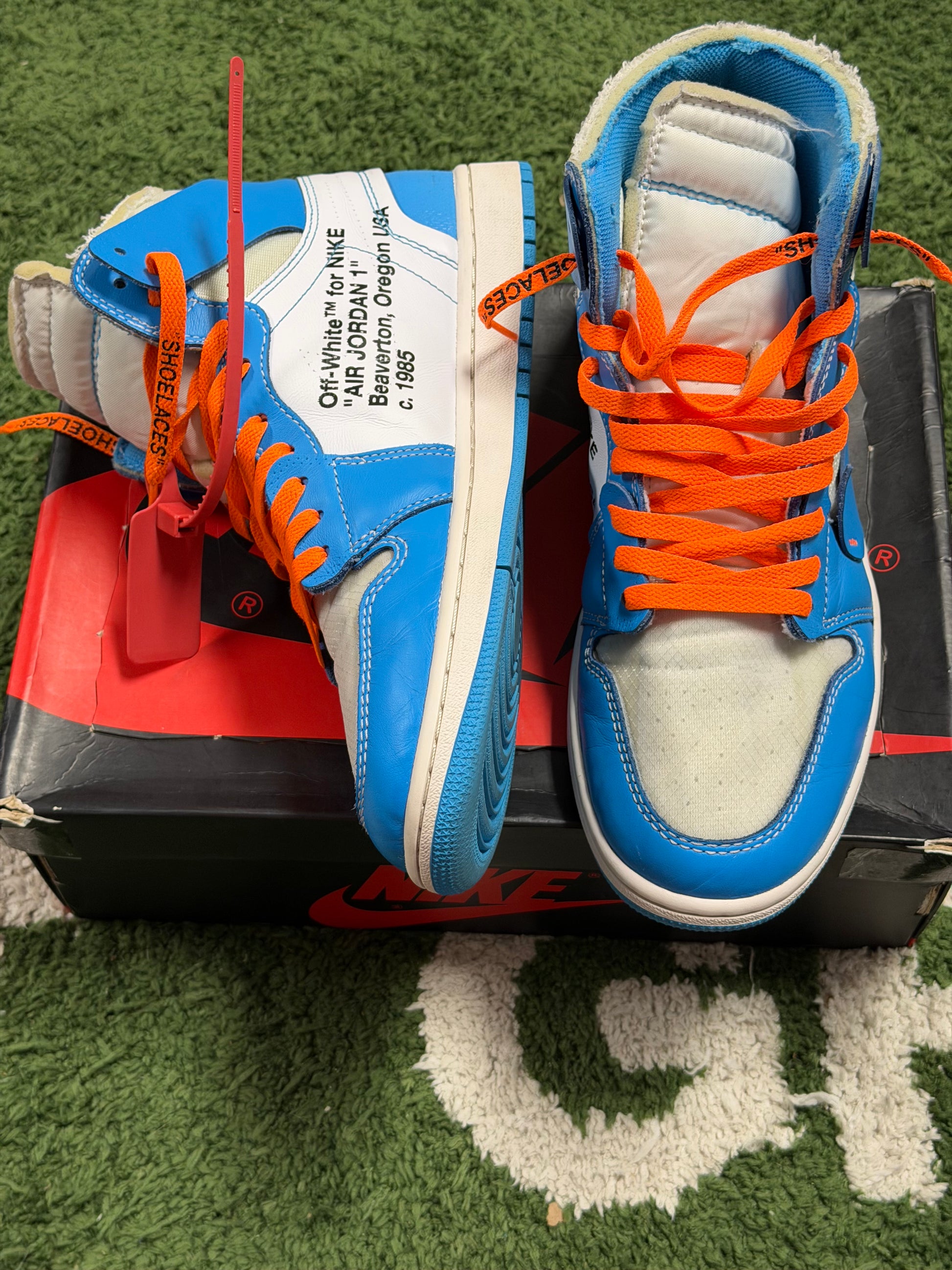 Jordan 1 Retro High Off-White University Blue