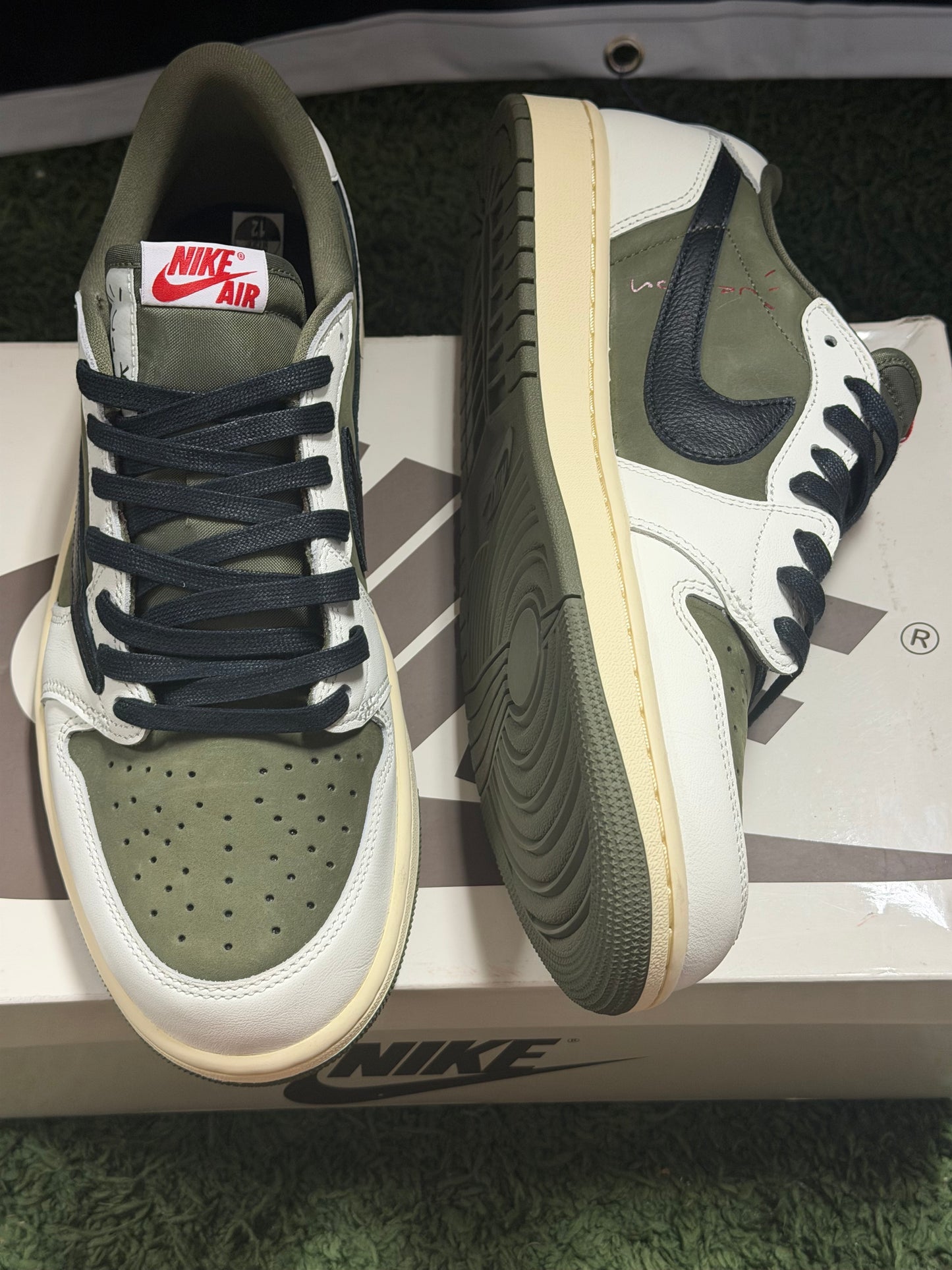 Jordan 1 Retro Low OG SP Travis Scott Medium Olive