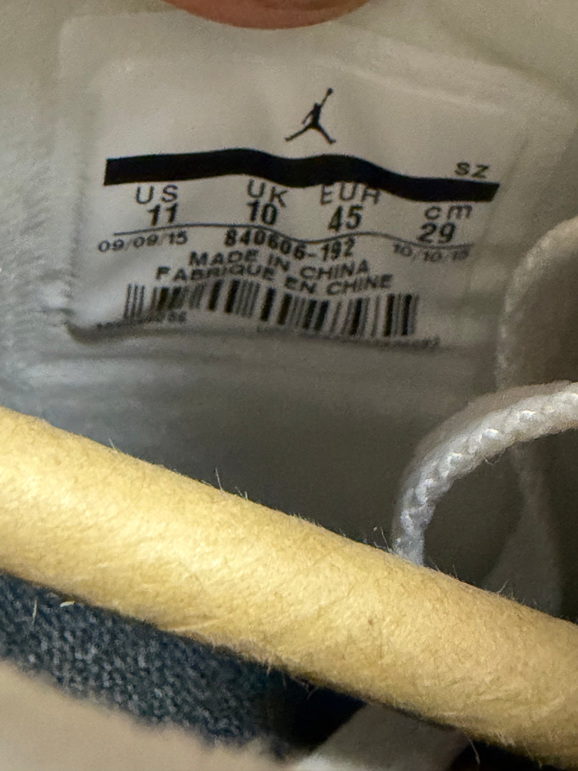 JORDAN 4 WHITE CEMENT