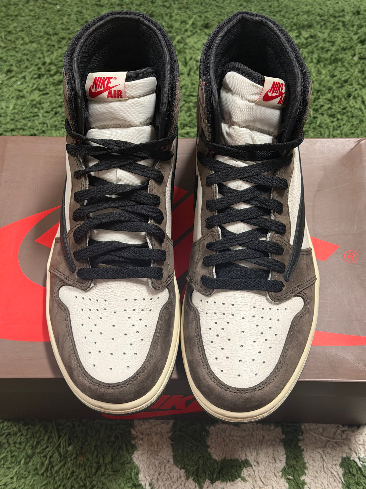 Jordan 1 Retro High OG SP Travis Scott Mocha