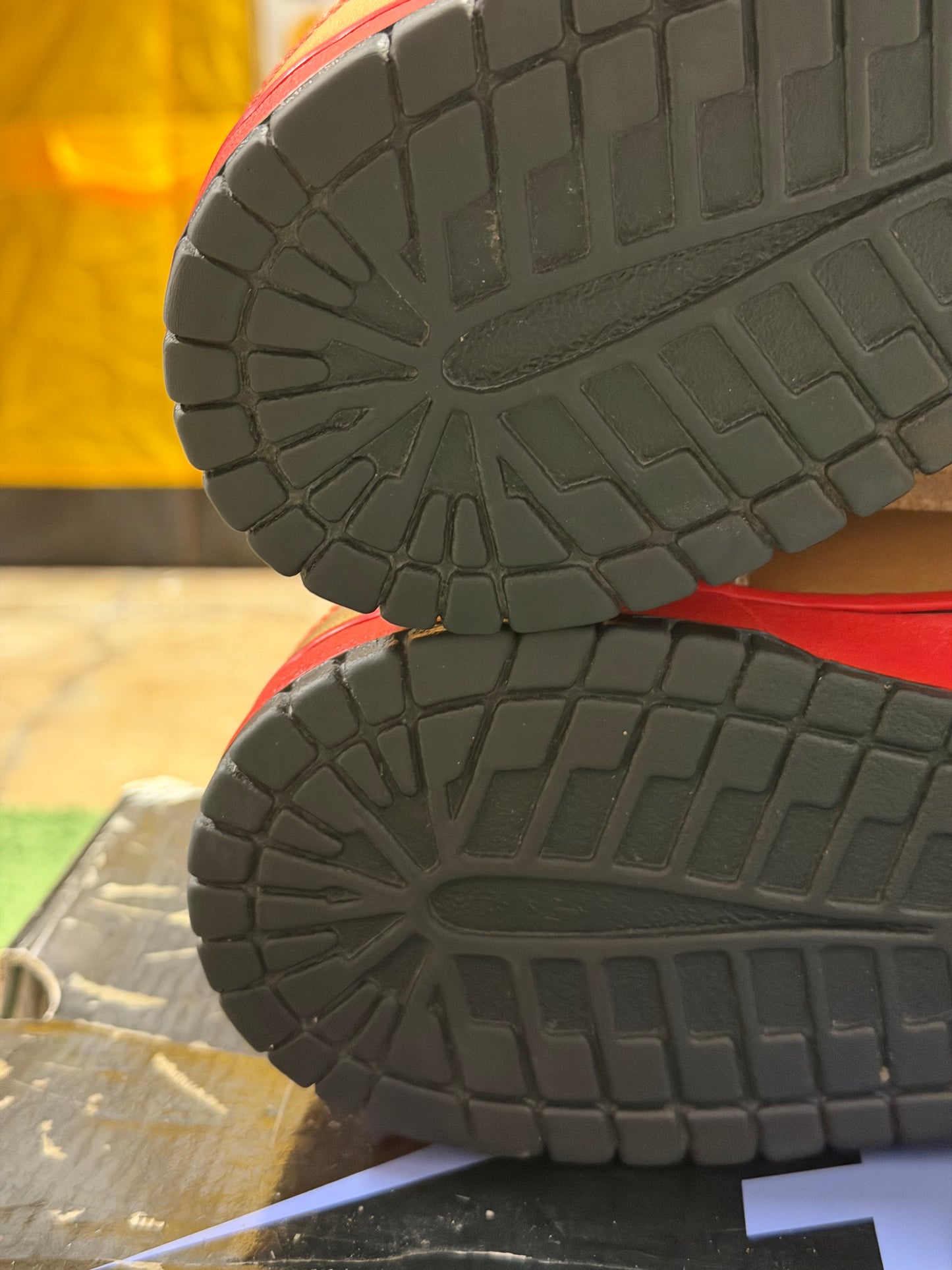 Nike SB Dunk Low Money Cat