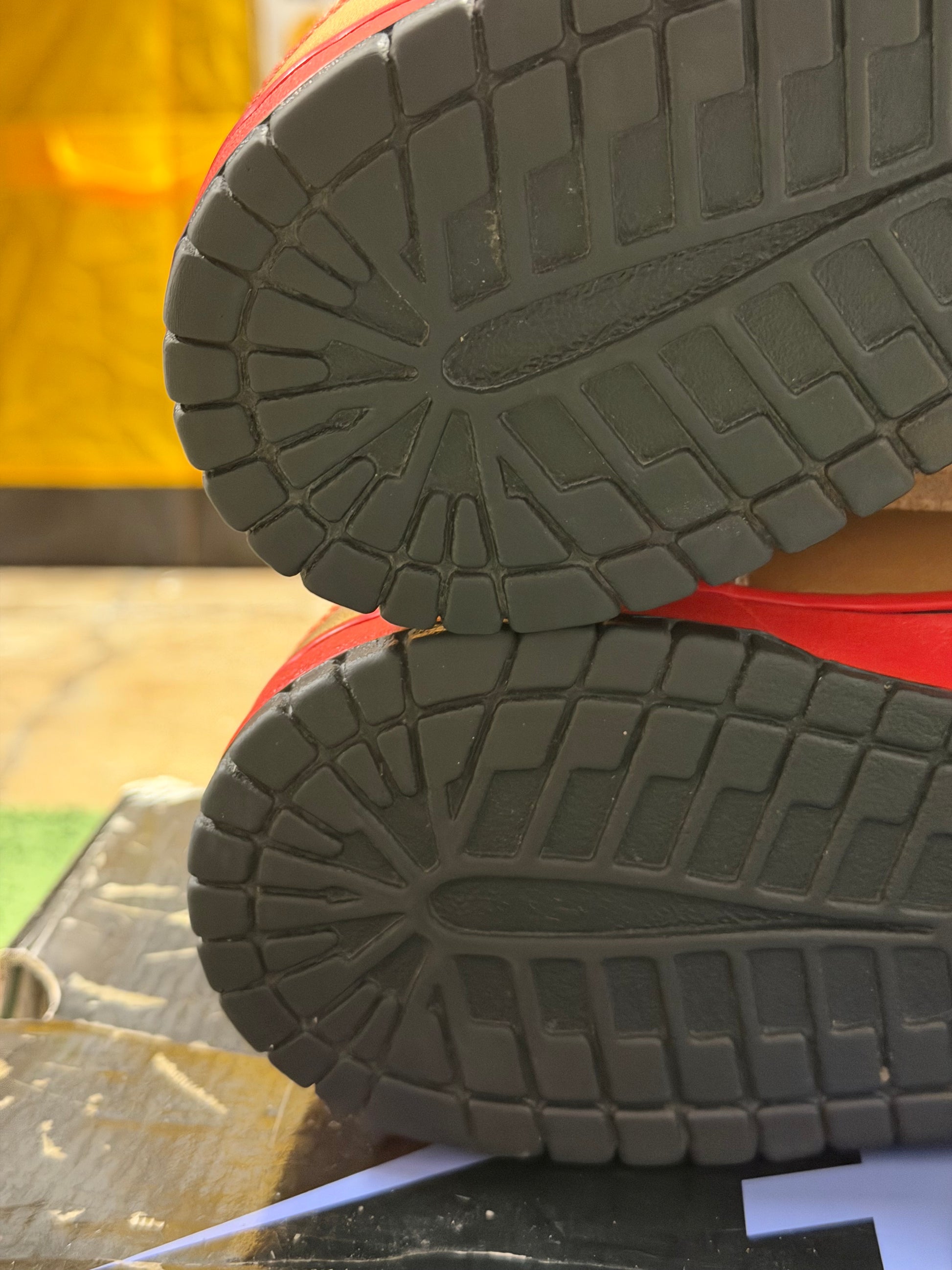 Nike SB Dunk Low Money Cat