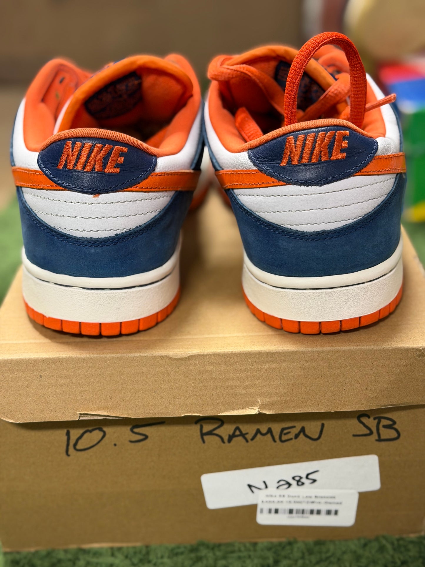 Nike SB Dunk Low Broncos